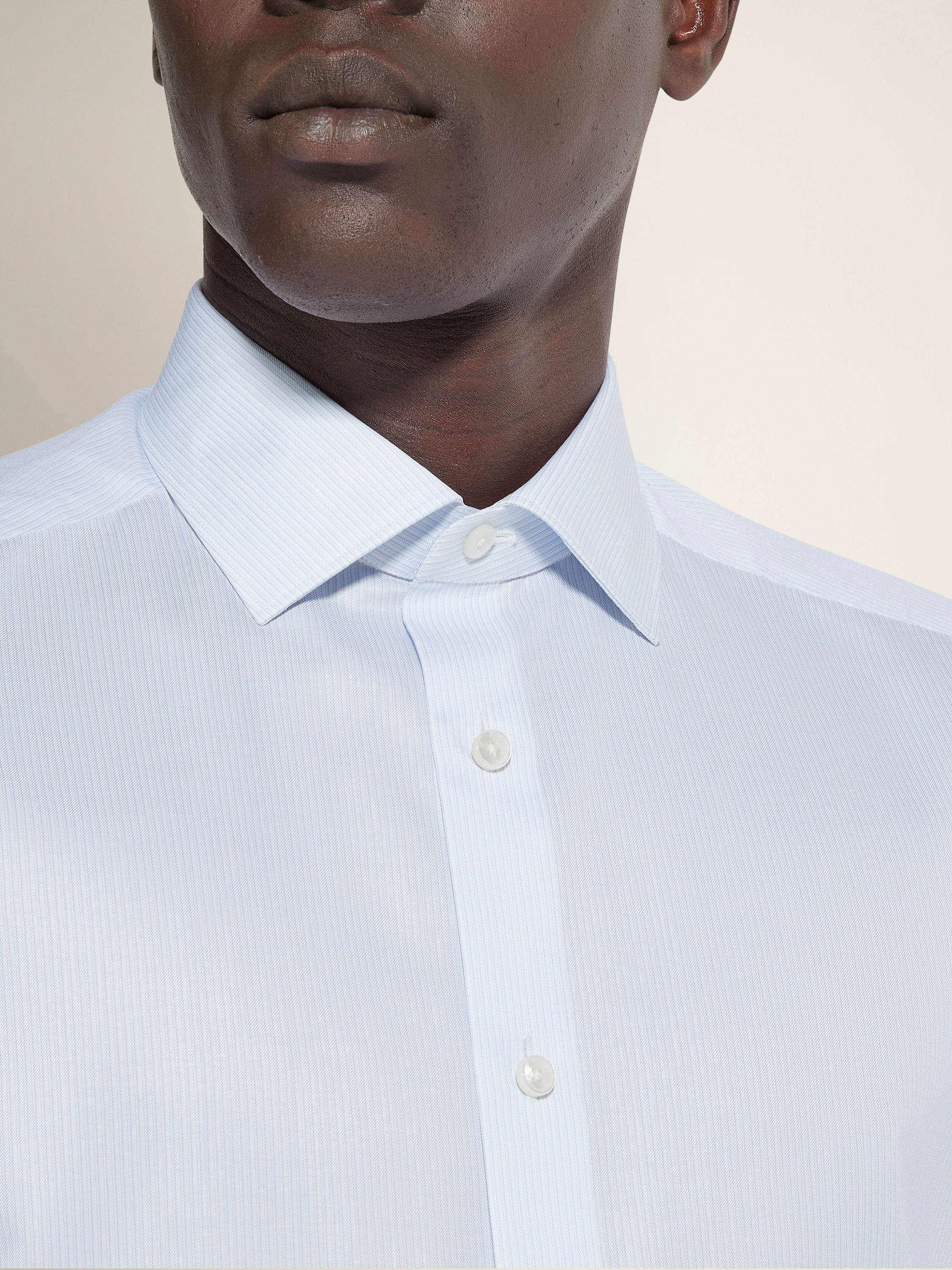 白色配浅蓝色细条纹 Trofeo™ 棉质衬衫 產品細節圖 #1