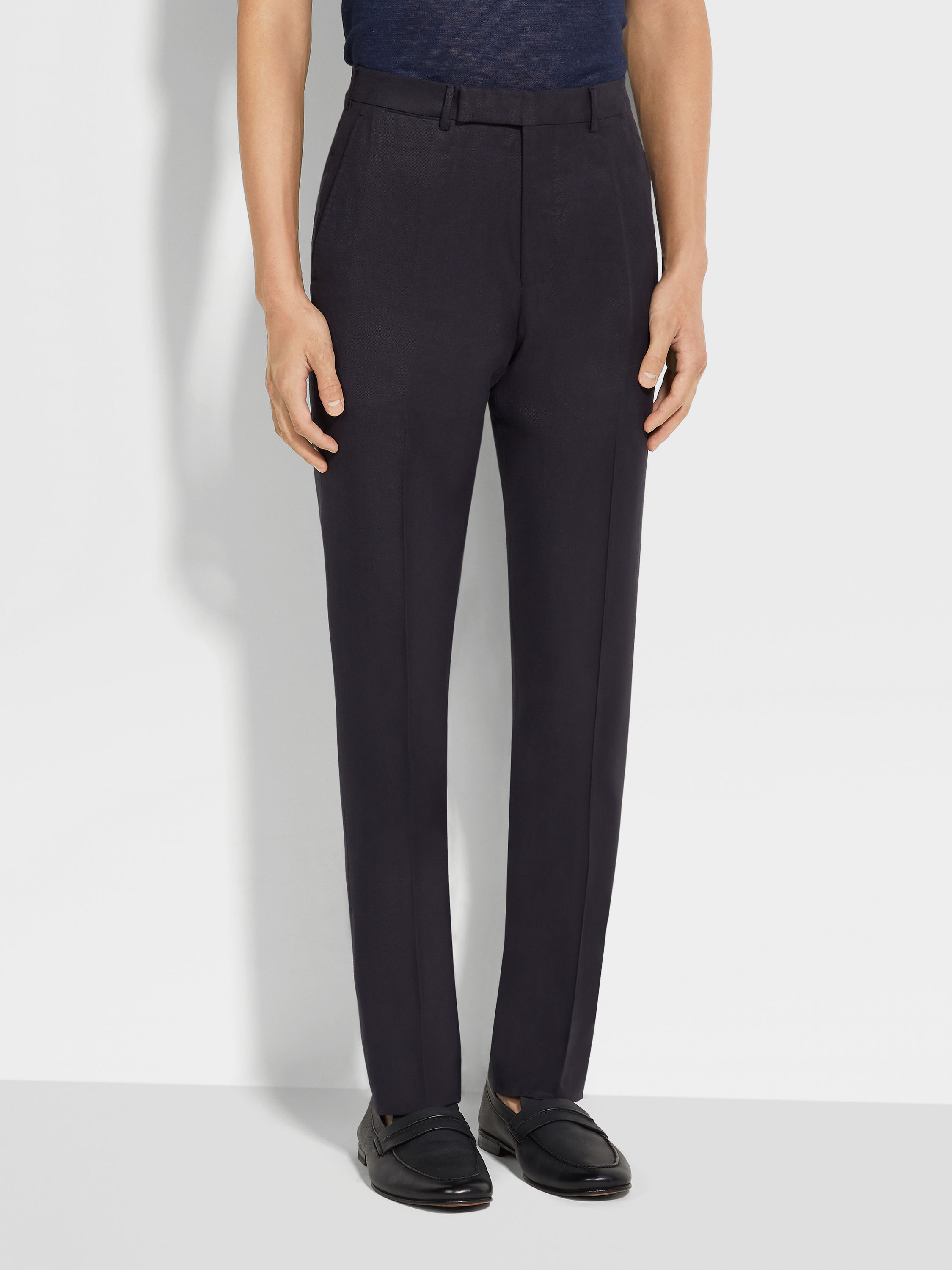 Navy Blue Oasi Lino Blue Flower Pants Product detail photo #3