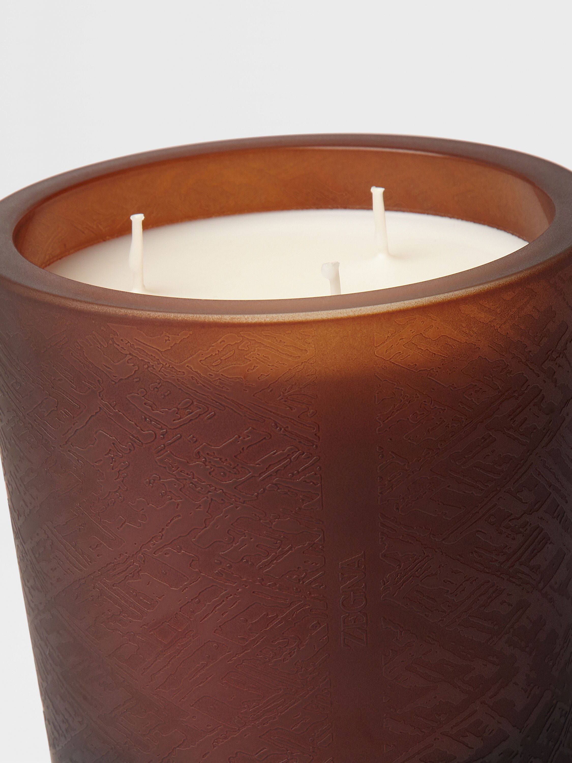 Zegna Cashmere 3-wick Candle Product detail photo #2