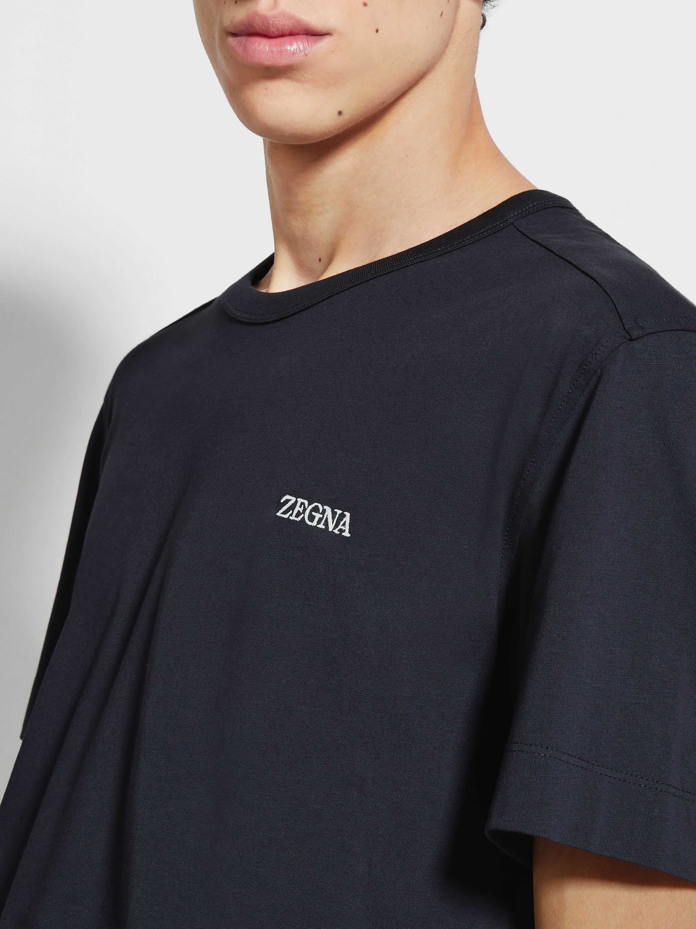 Navy Blue Cotton T-shirt Product detail photo #1