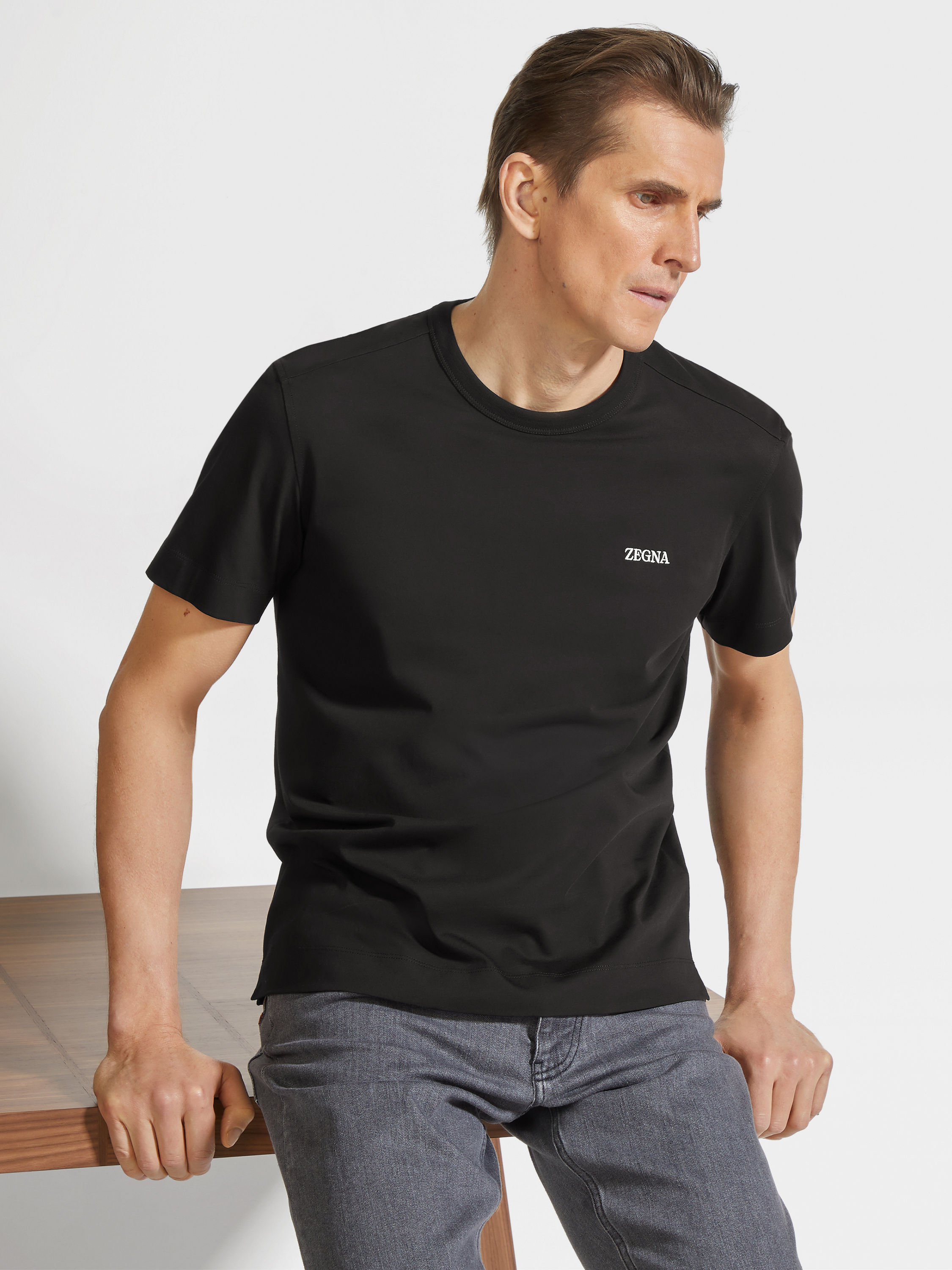 Black Cotton T-shirt Product detail photo #2