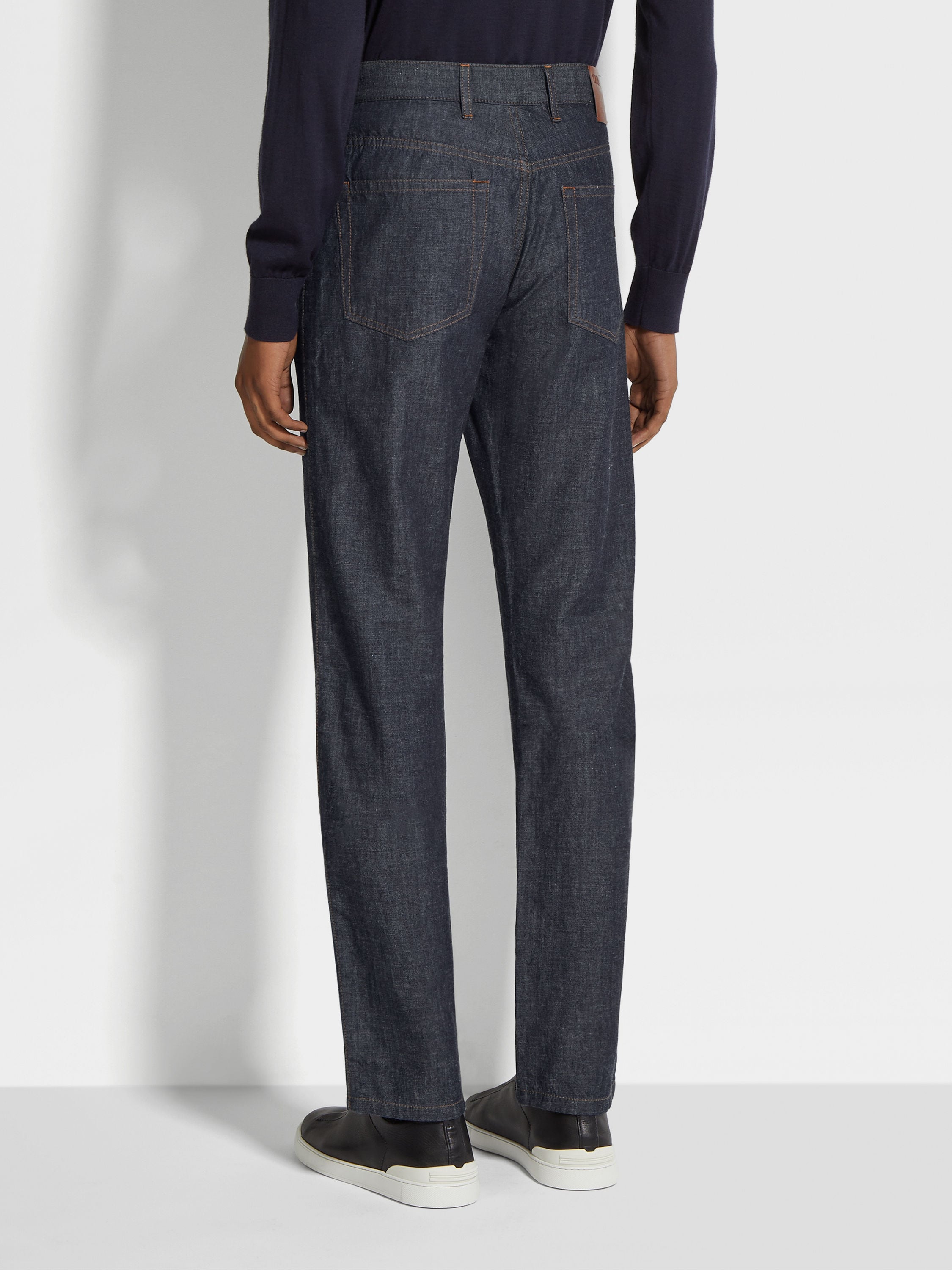 Dark Blue Rinse-washed Cotton and Linen Roccia Jeans Product detail photo #4