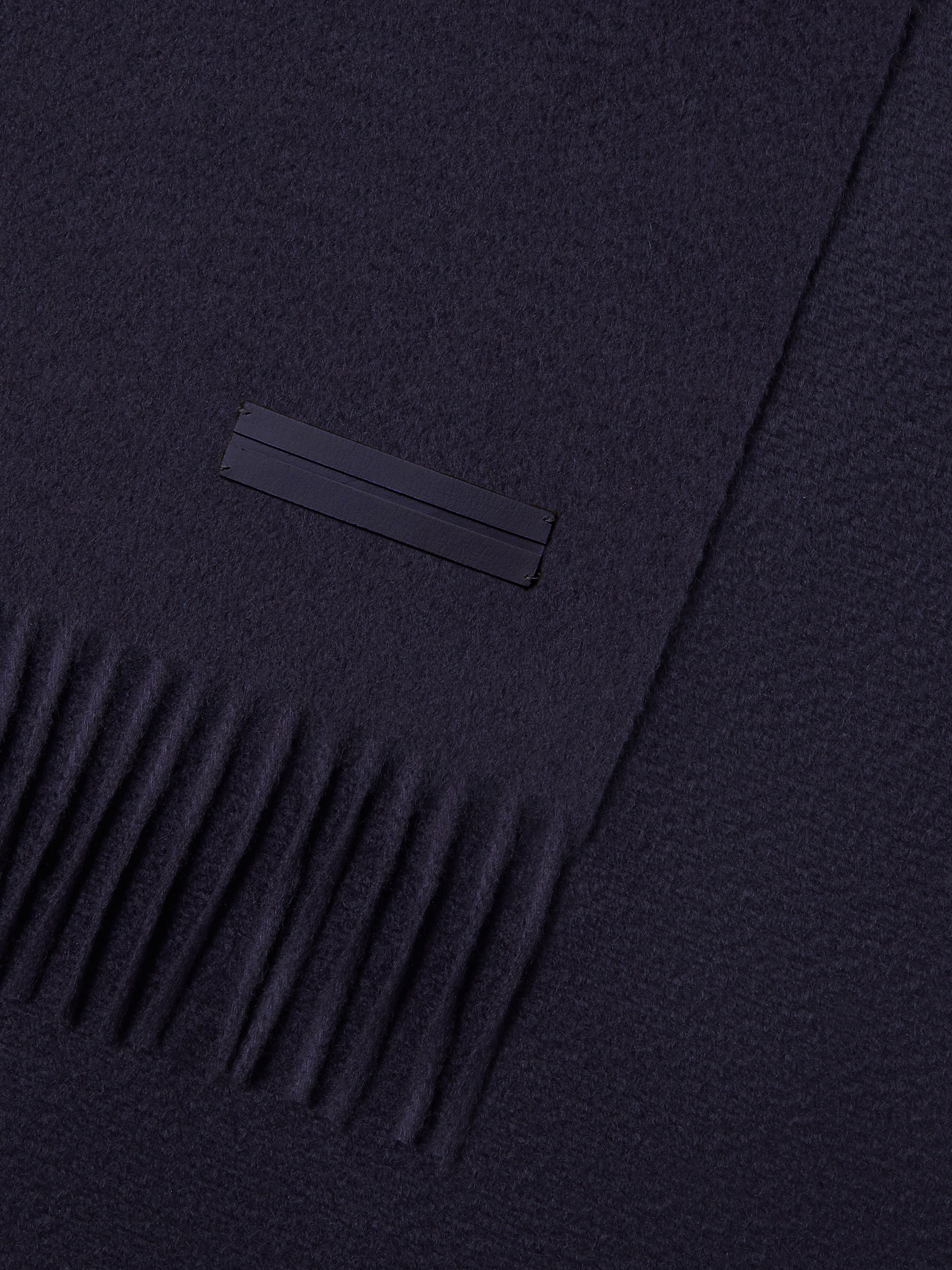 Dark Blue Oasi Cashmere Scarf Product detail photo #1