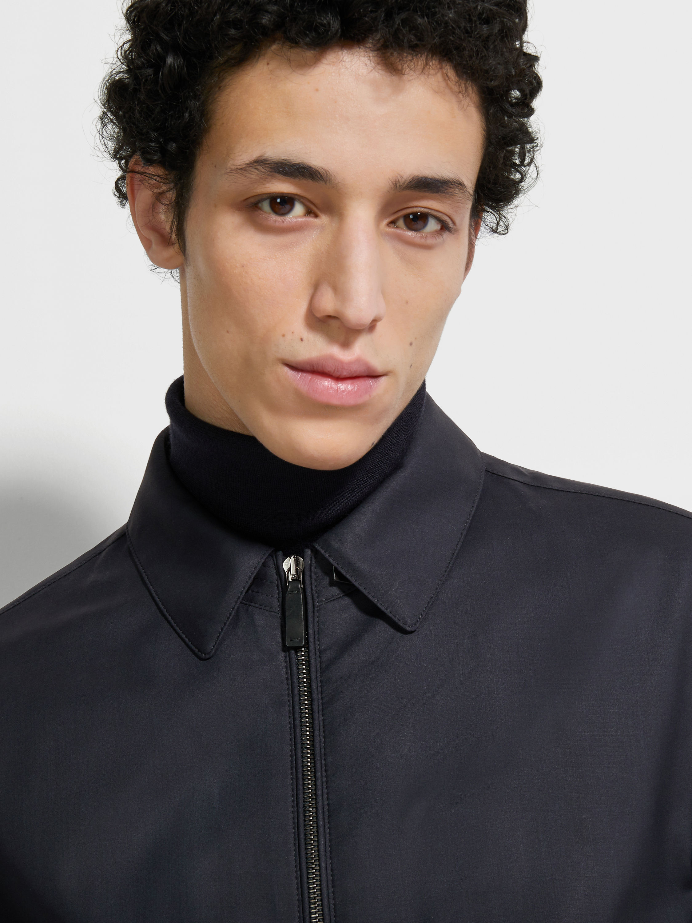 Leggerissimo Wool and Silk Zip-up Blouson Product detail photo #2