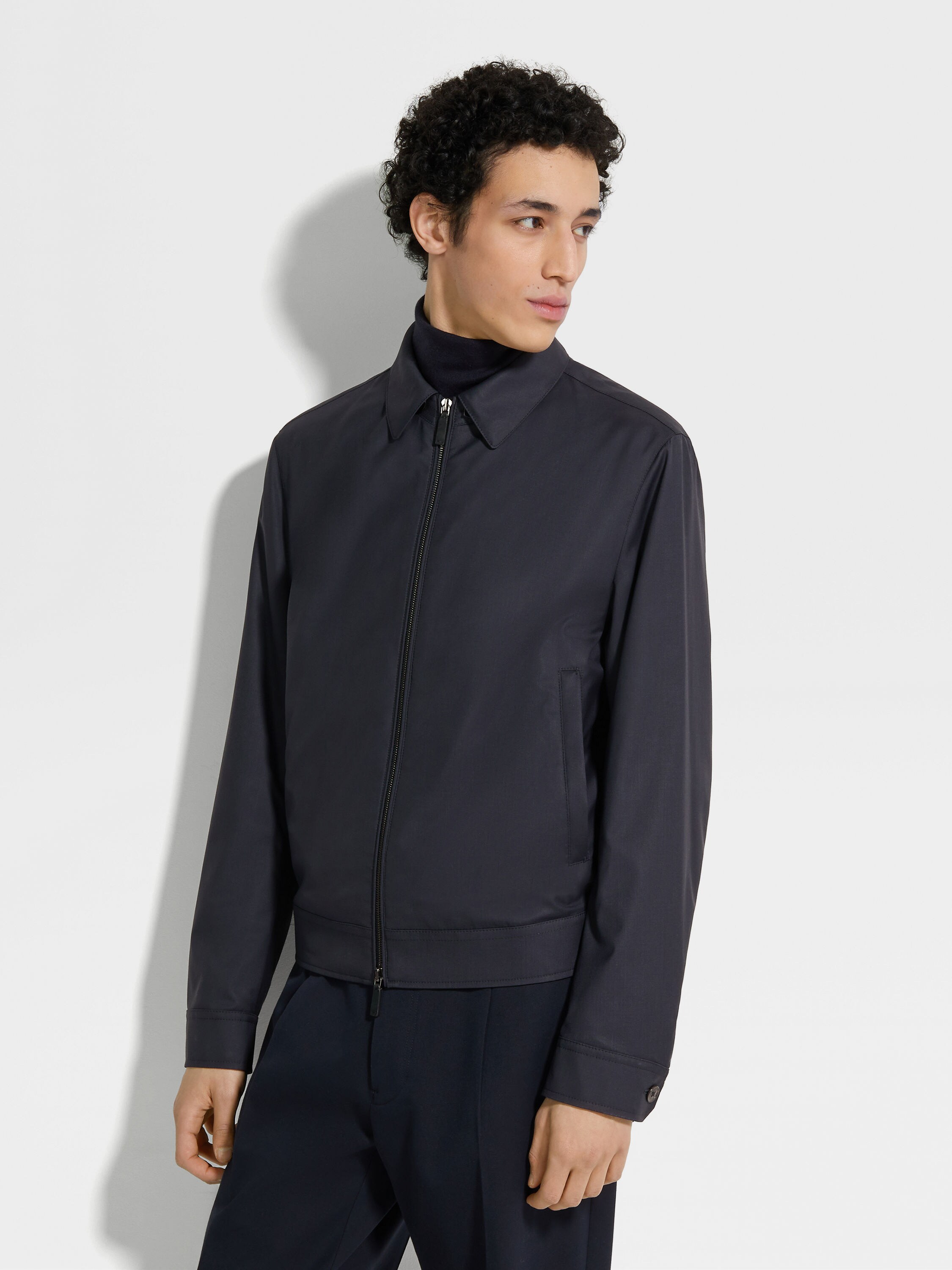 Leggerissimo Wool and Silk Zip-up Blouson Product detail photo #3