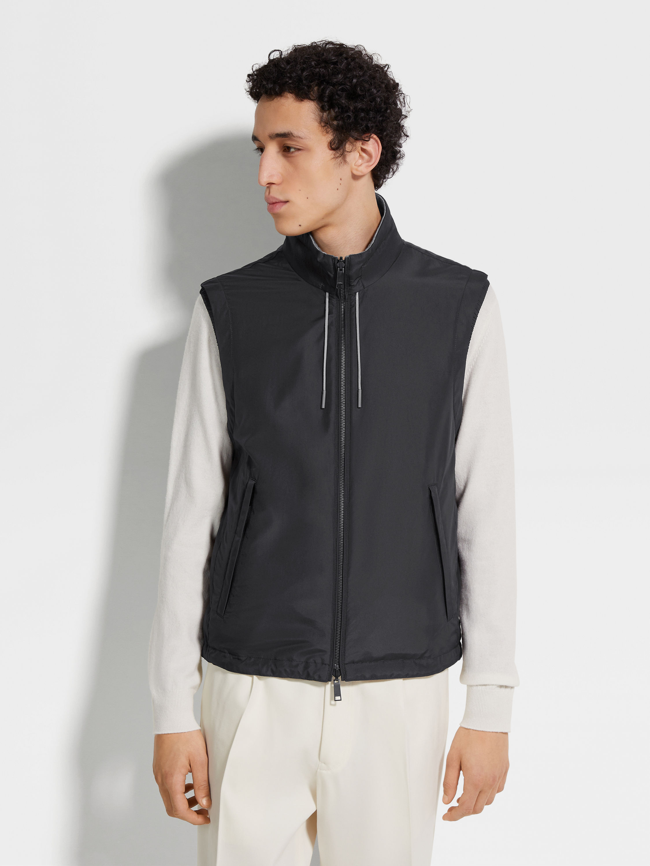 Microfiber Reversible Brezza Vest Product detail photo #3