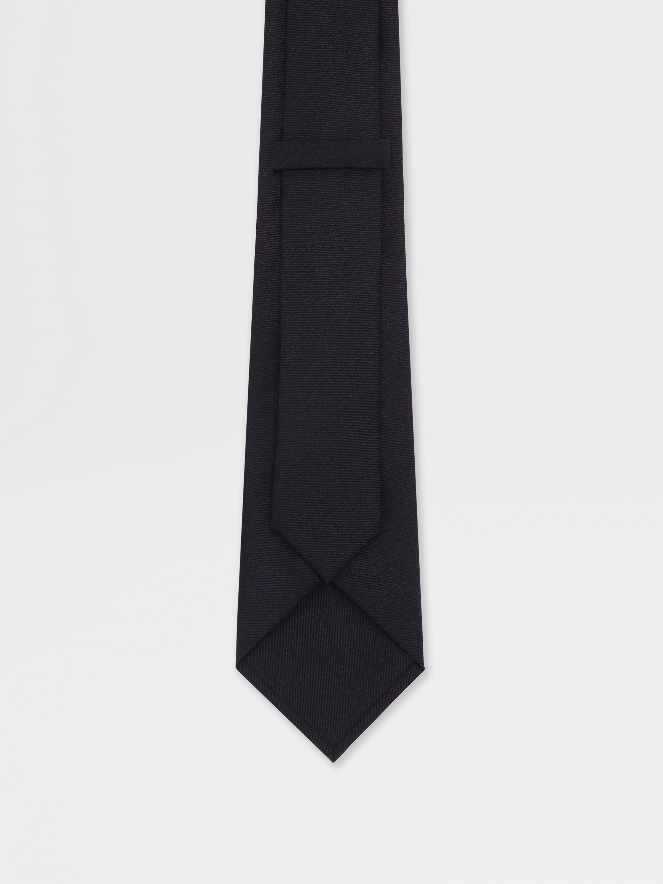 Black Silk Tie Product detail photo #2