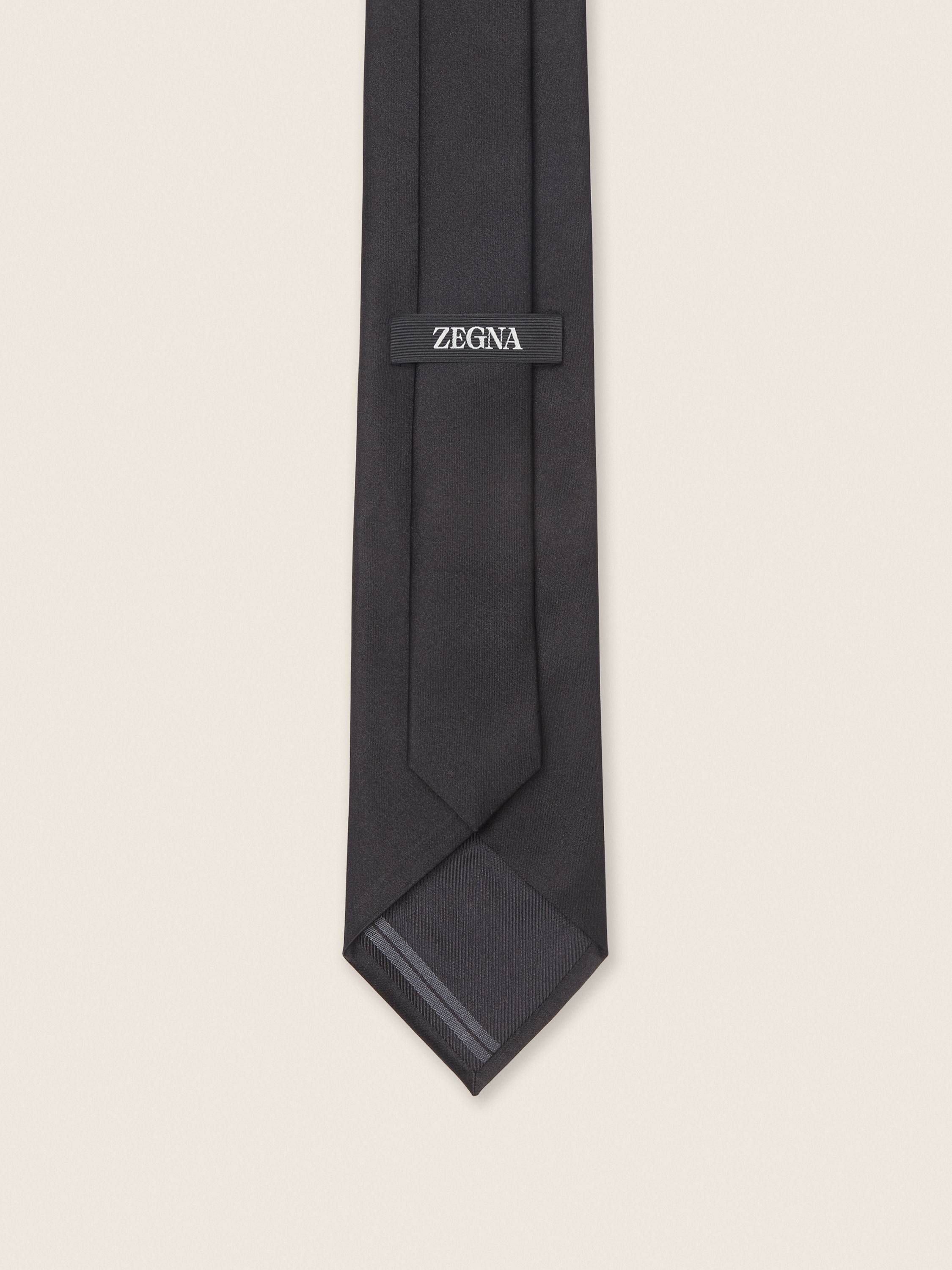 Black Silk Tie Product detail photo #2