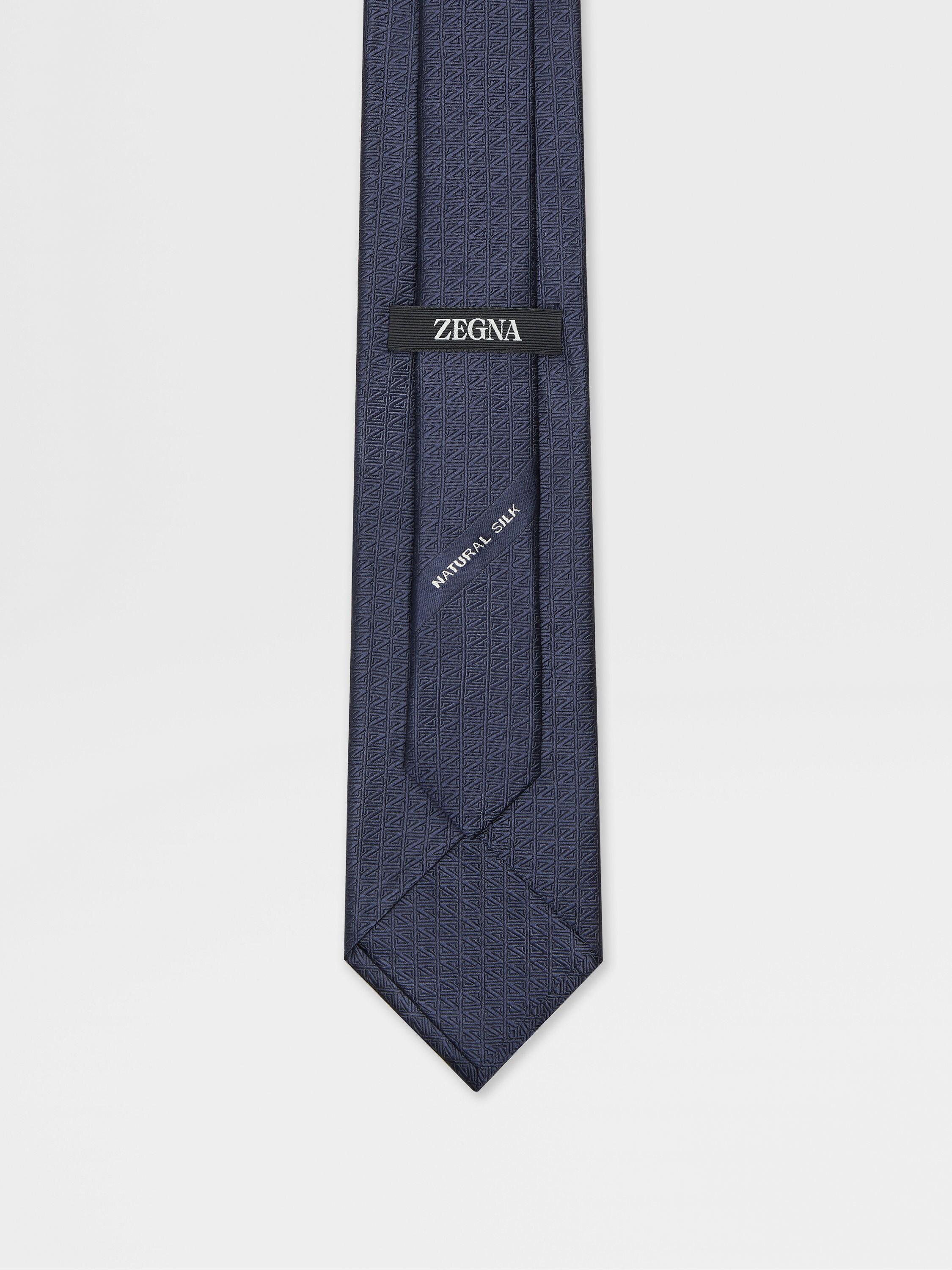 Dark Blue Natural Silk Tie Product detail photo #2