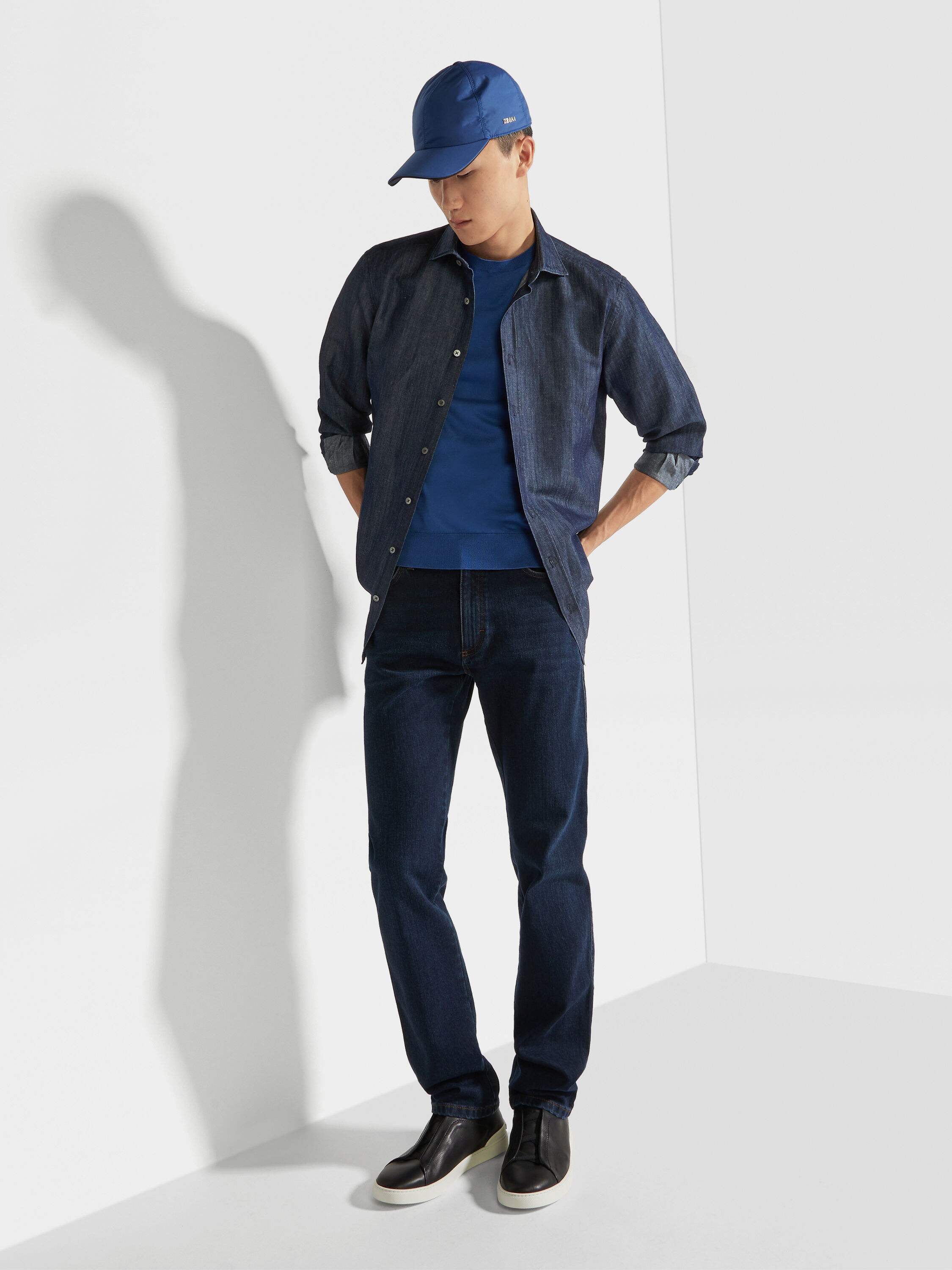 Dark Blue Rinse-washed Stretch Cotton Roccia Jeans Product detail photo #2