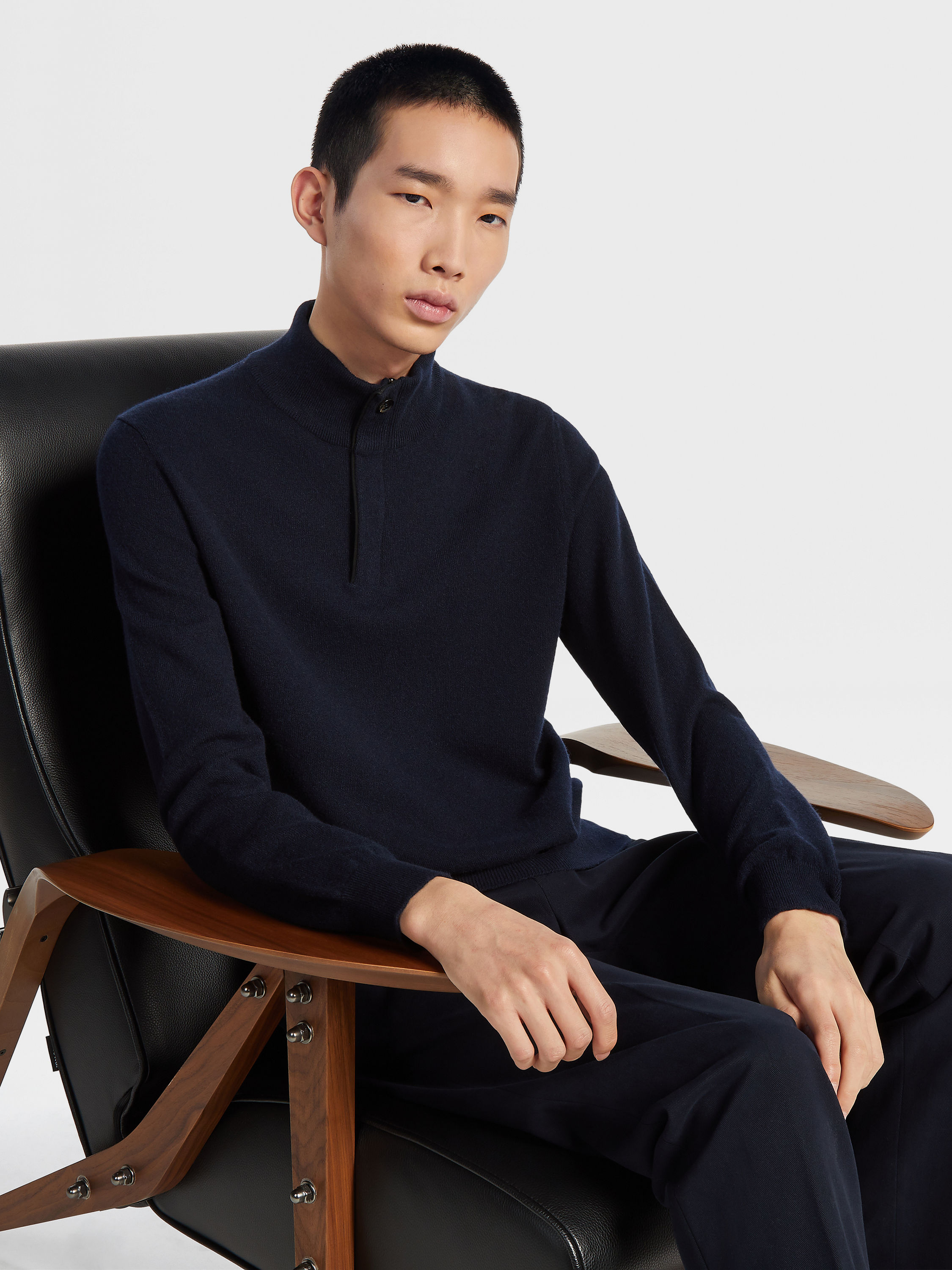 Navy Blue Mélange Oasi Cashmere Zip Mock Neck Sweater Product detail photo #4