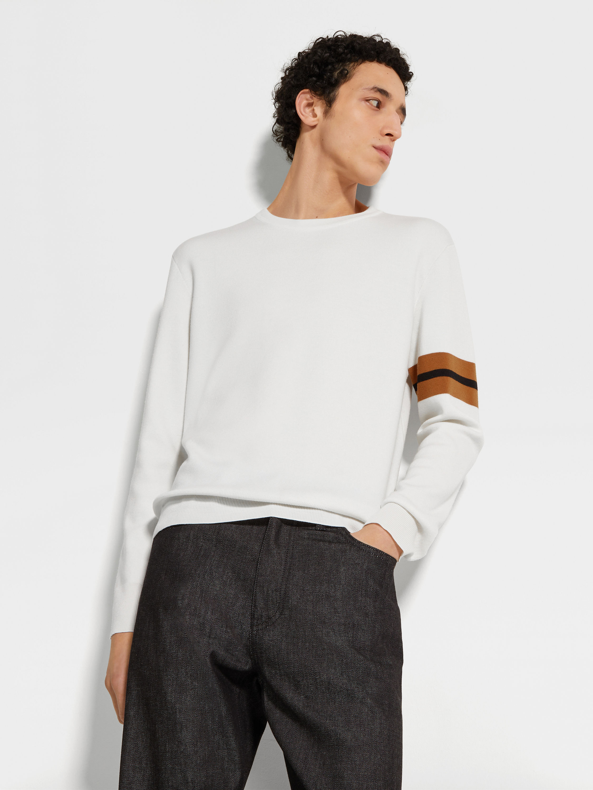 白色 High Performance™ 羊毛针织圆领毛衣 產品細節圖 #2