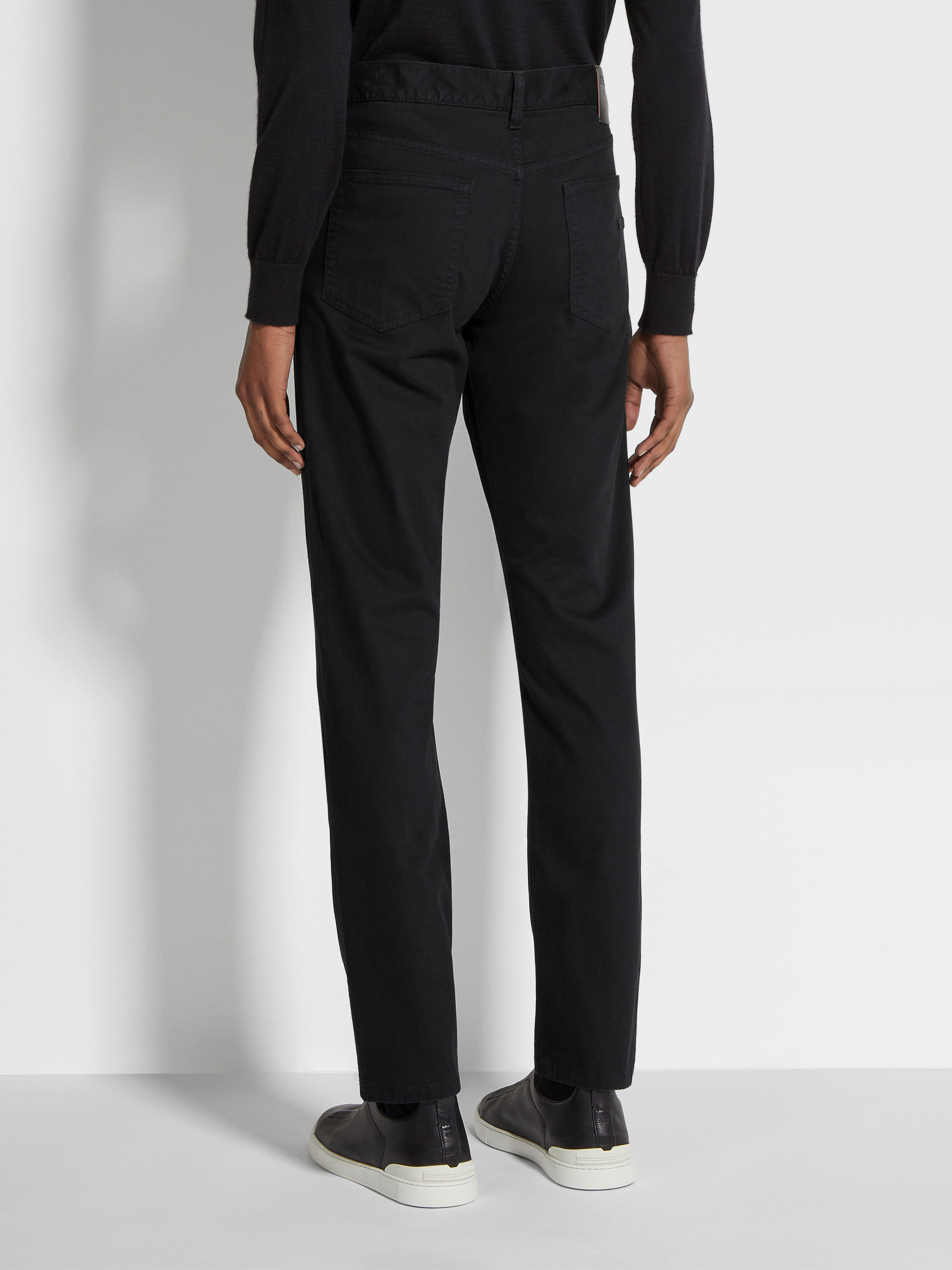 Black Stretch Cotton Roccia Jeans Product detail photo #4