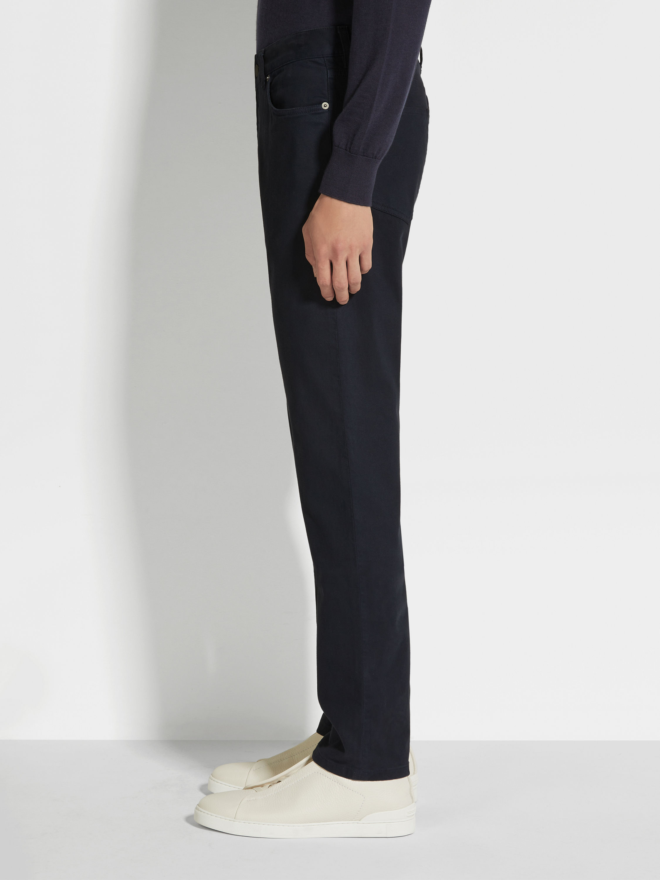 海军蓝弹力棉质 Roccia 牛仔裤 产品细节图 #2