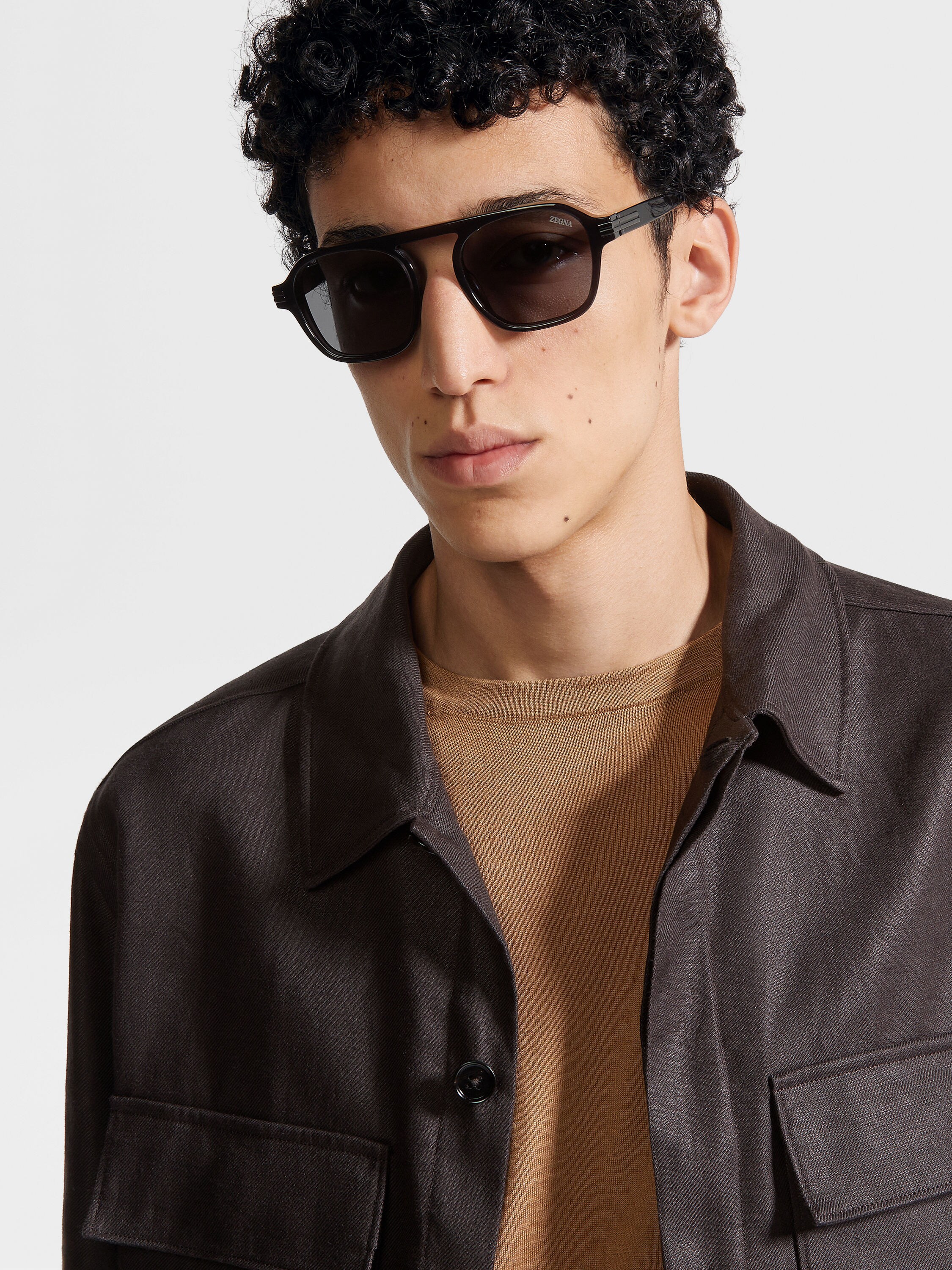 透明深灰色 Aurora II 醋酸纤维太阳镜 產品細節圖 #3