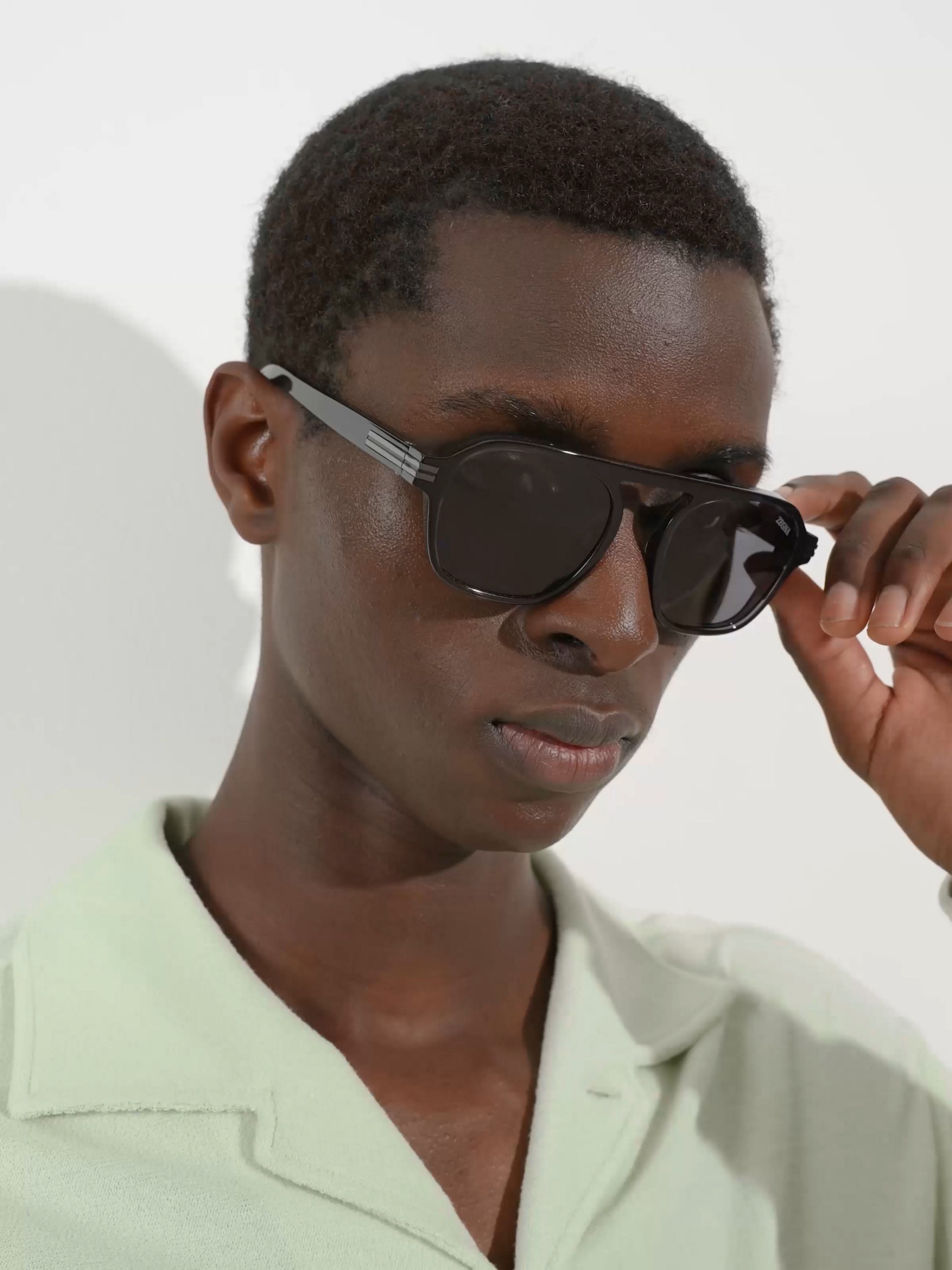 透明深灰色 Aurora II 醋酸纤维太阳镜