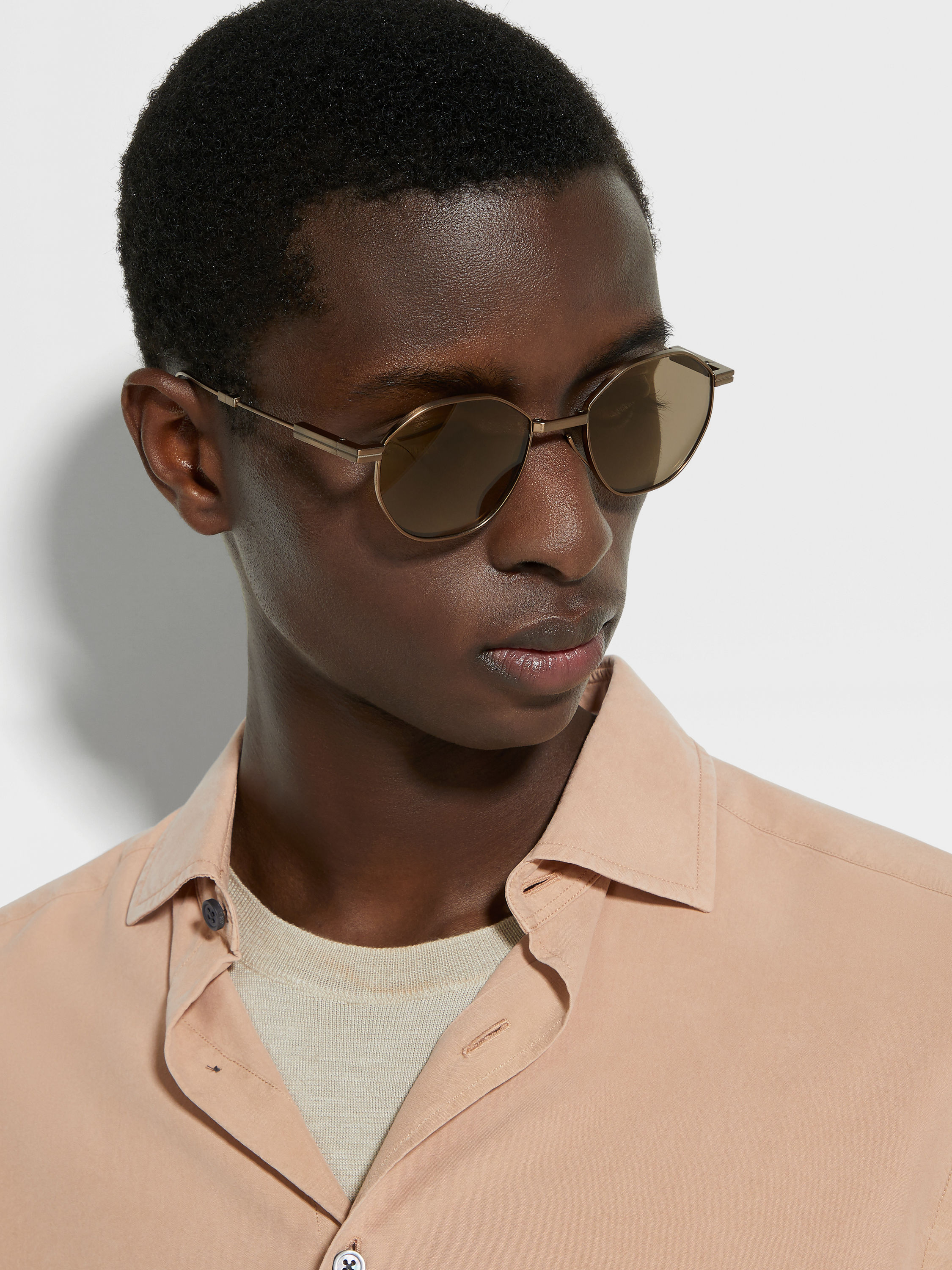 Light Bronze Titanium Foldable Sunglasses Product detail photo #3