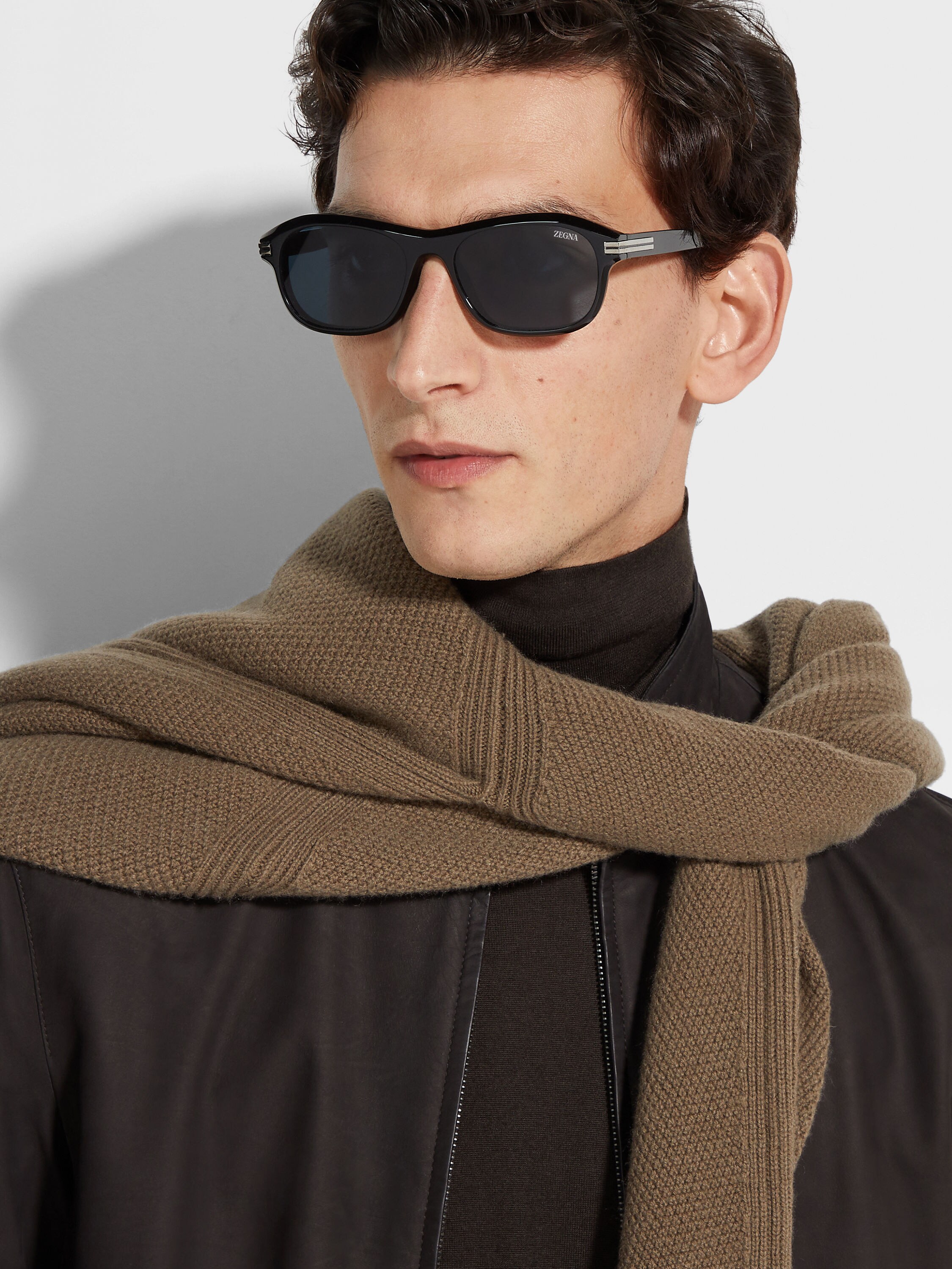 Black Acetate Sunglasses Product detail photo #3