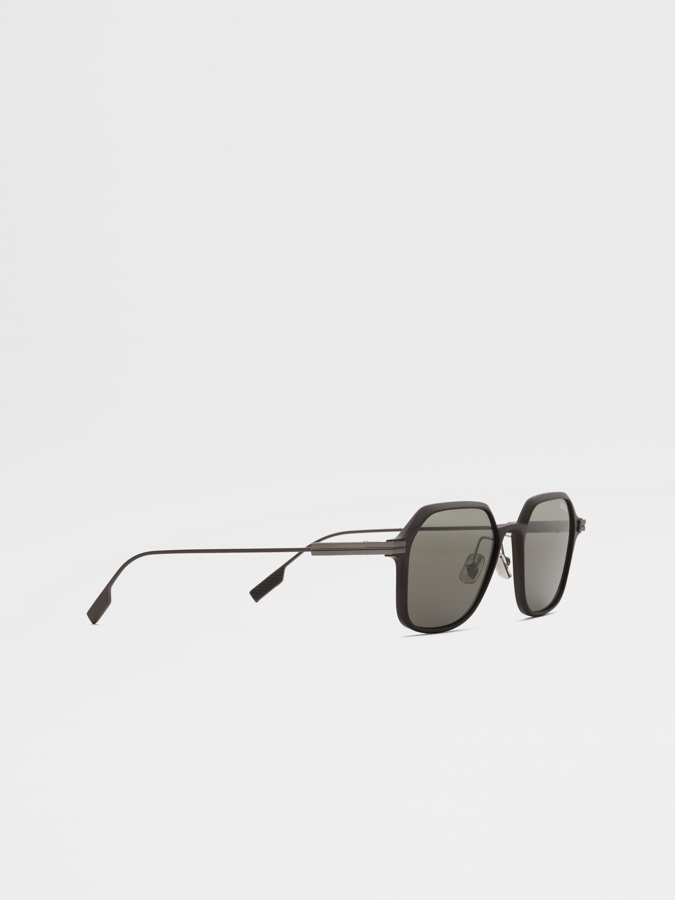 Grey Aluminum and Metal Sunglasses Product detail photo #2
