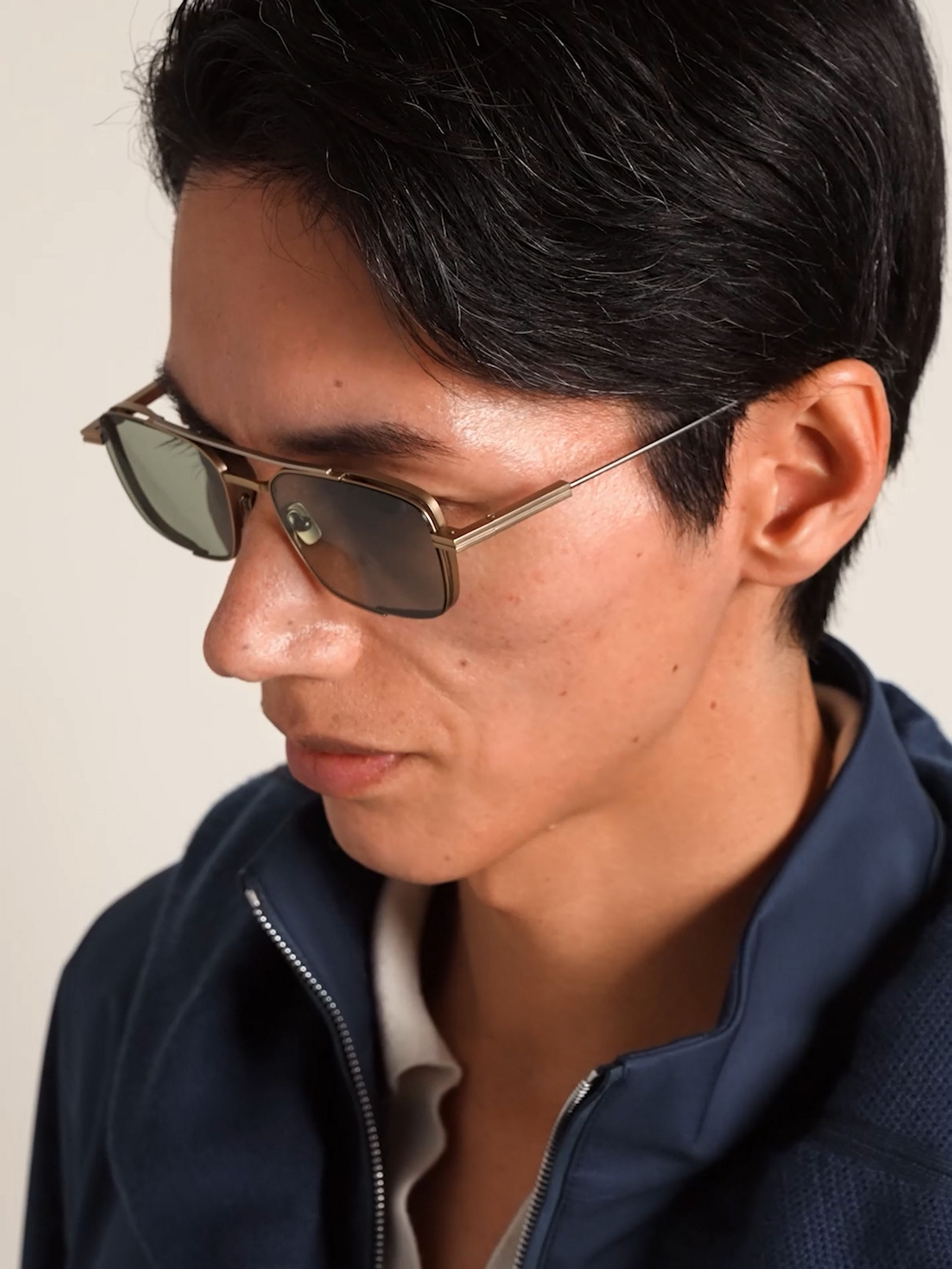 金色钛金属太阳镜