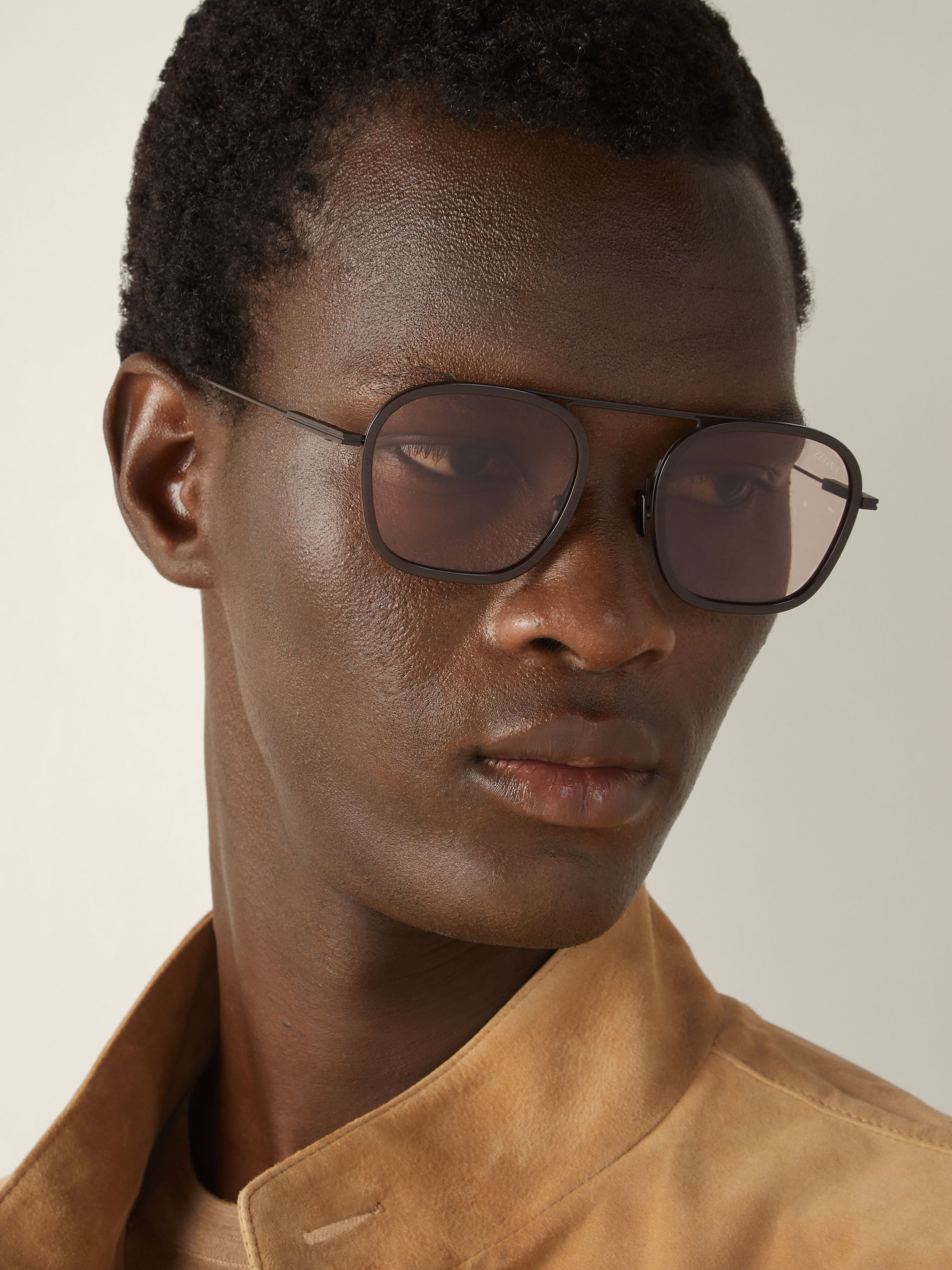 深棕色 Orizzonte I 钛金属太阳镜 产品细节图 #3