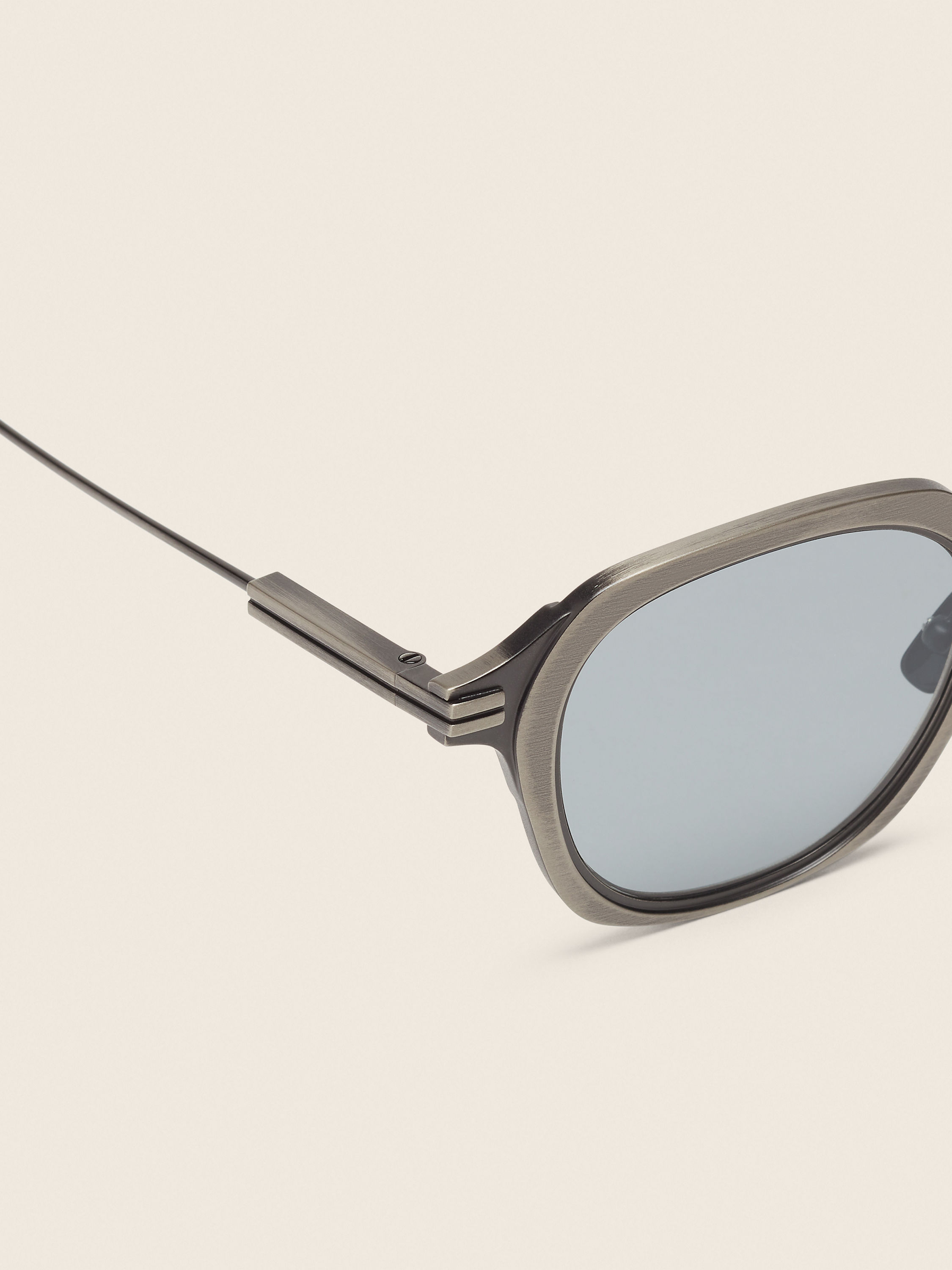 Light Bronze Orizzonte I Titanium Sunglasses Product detail photo #1