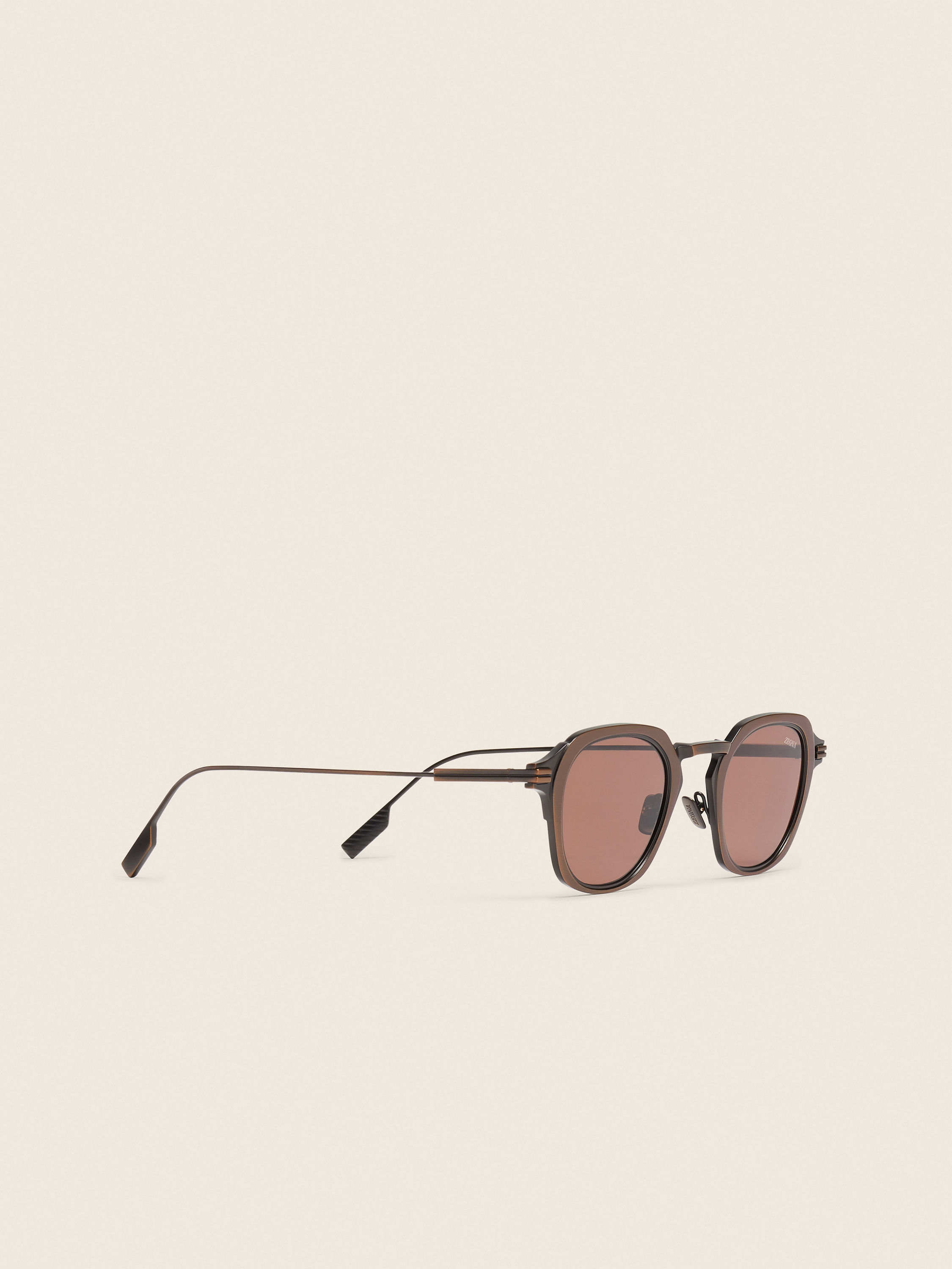 Dark Bronze Orizzonte I Titanium and Buffalo Horn Sunglasses Product detail photo #2