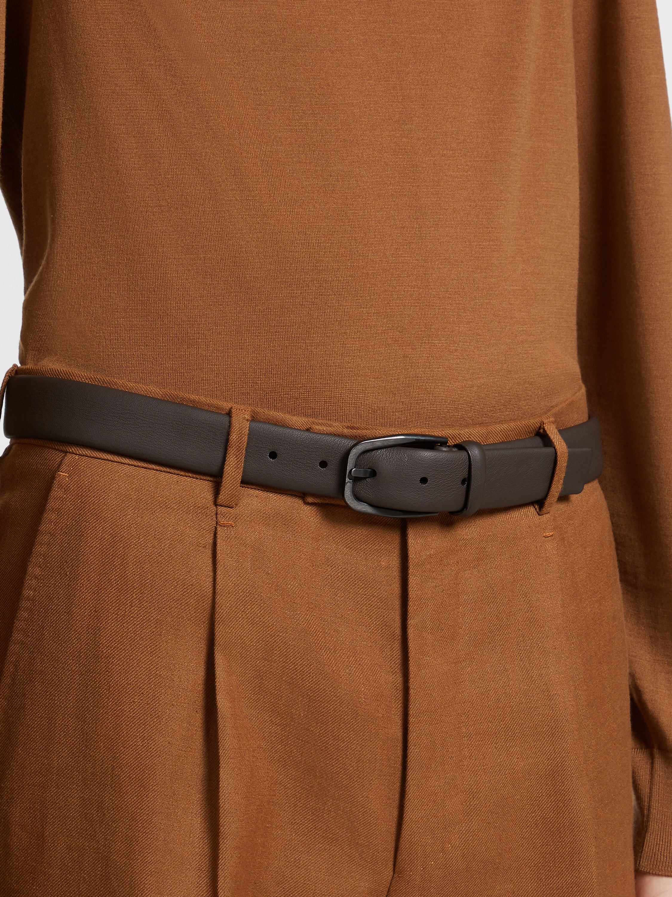 Dark Brown Leather Belt Product detail photo #2