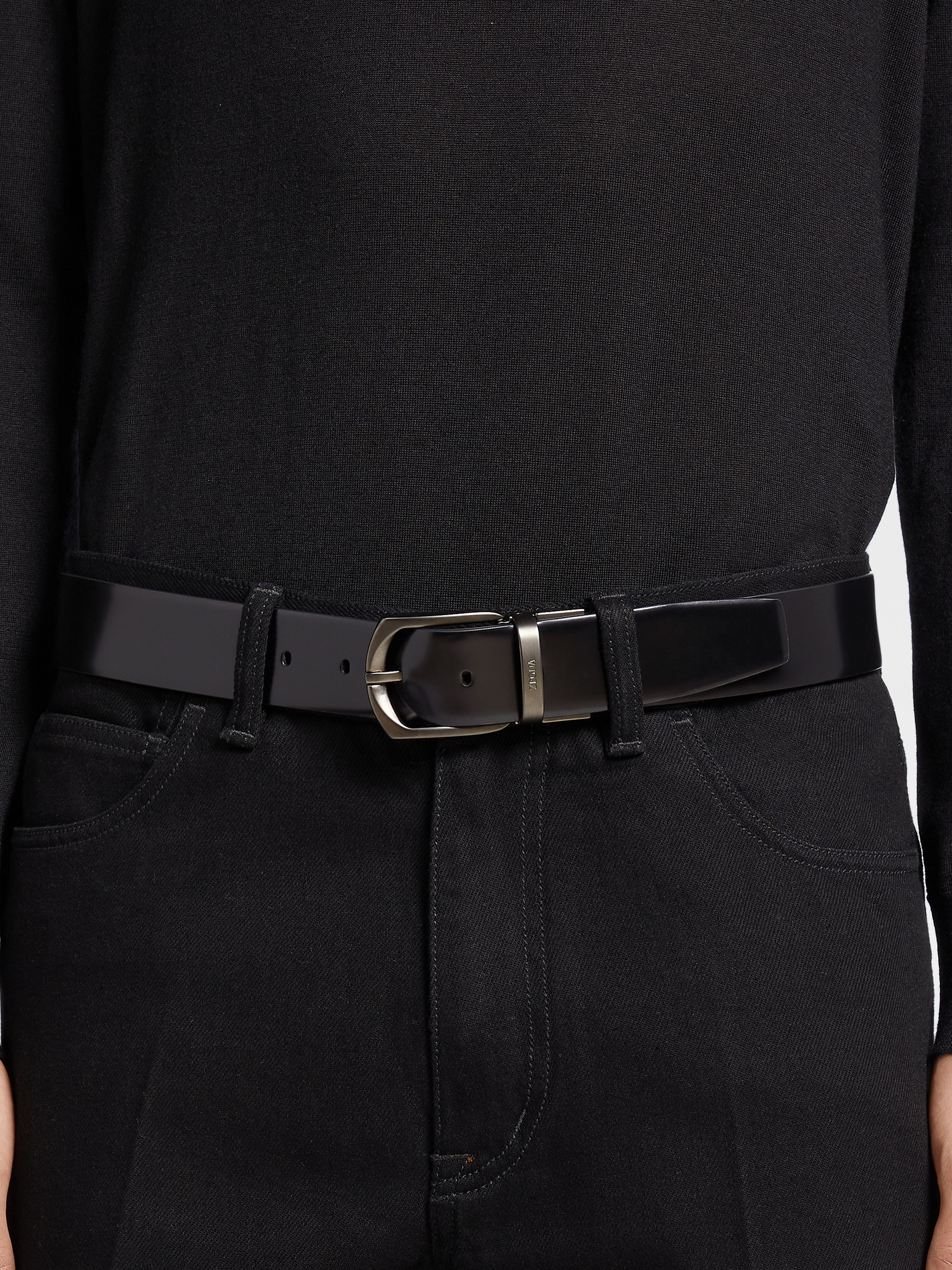 Black Reversible Leather Belt Product detail photo #2