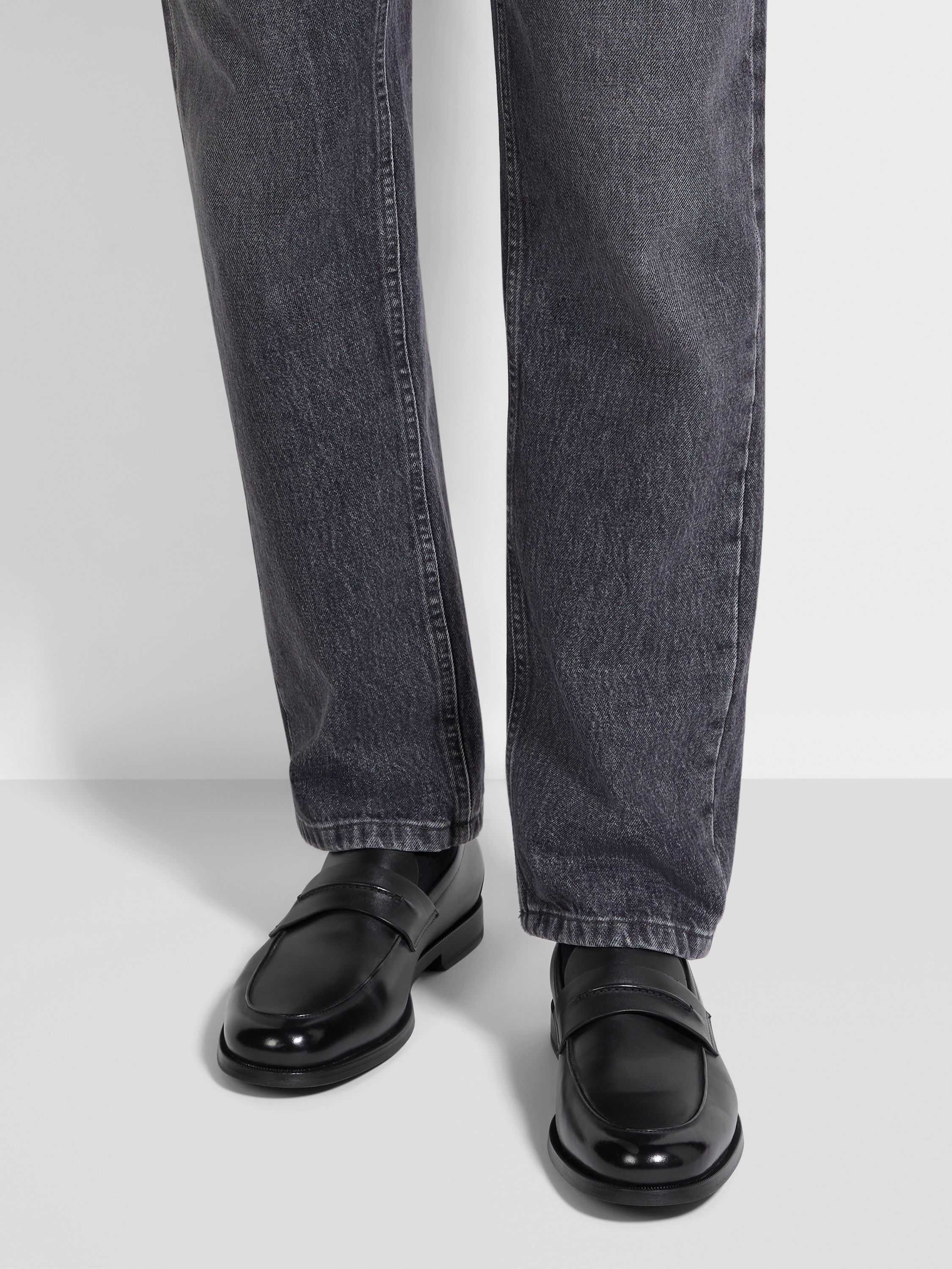 黑色皮革 Mocassin Corso 乐福鞋 产品细节图 #1