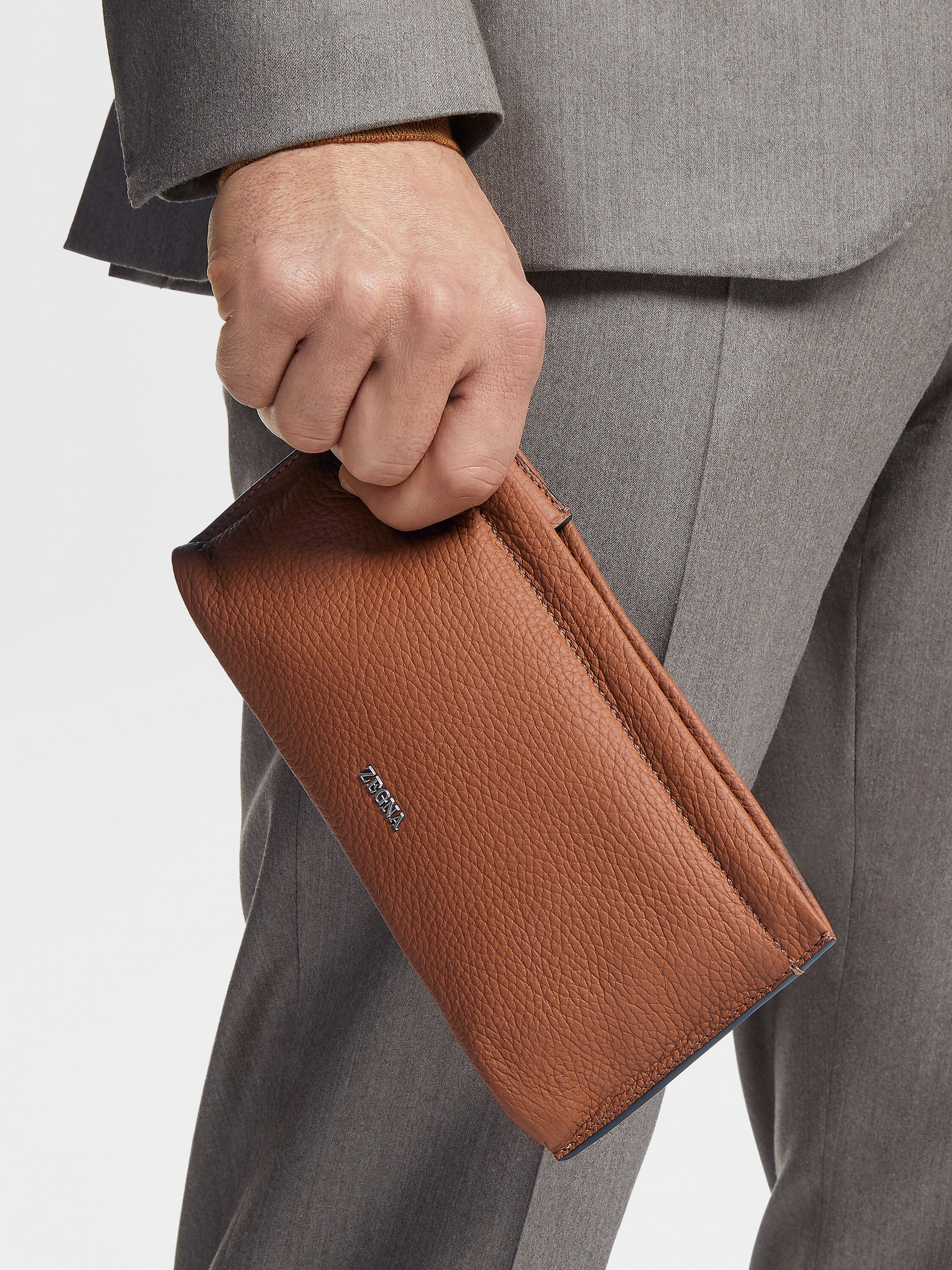 Foliage 色鹿皮小号立式手包 产品细节图 #3