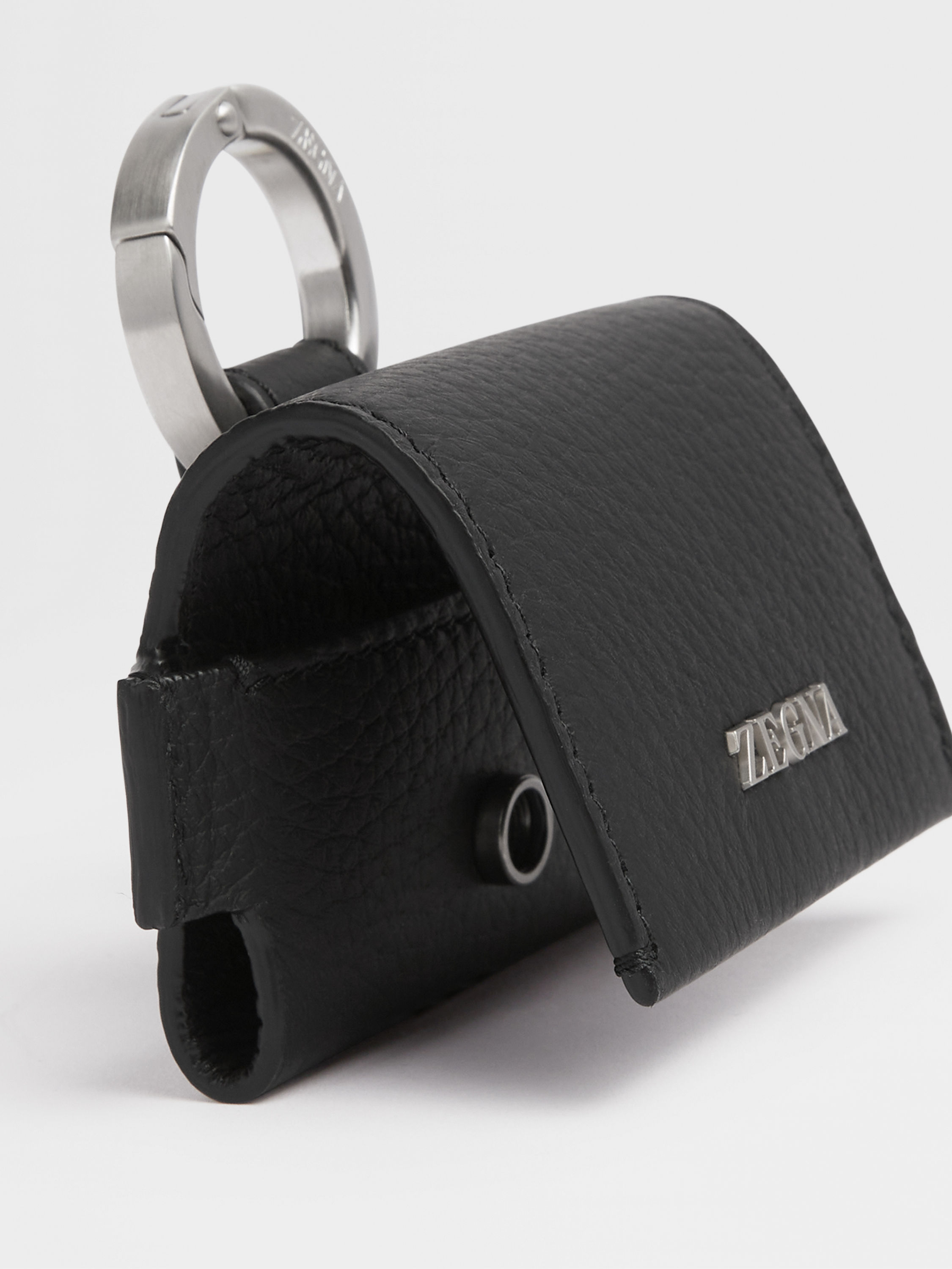 Black Deerskin AirPods Pro Case Product detail photo #1