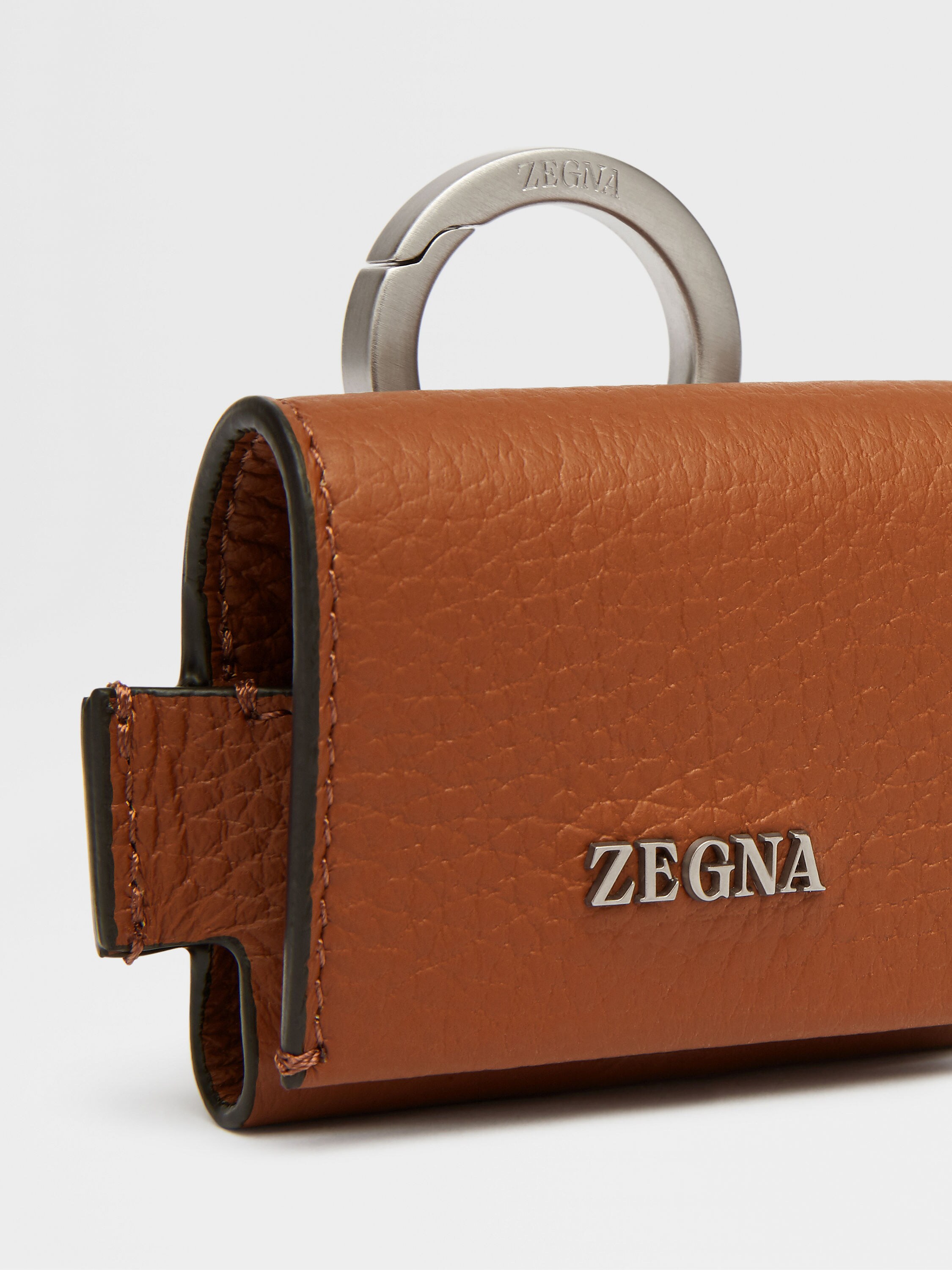 Foliage Deerskin AirPods Pro Case Product detail photo #4