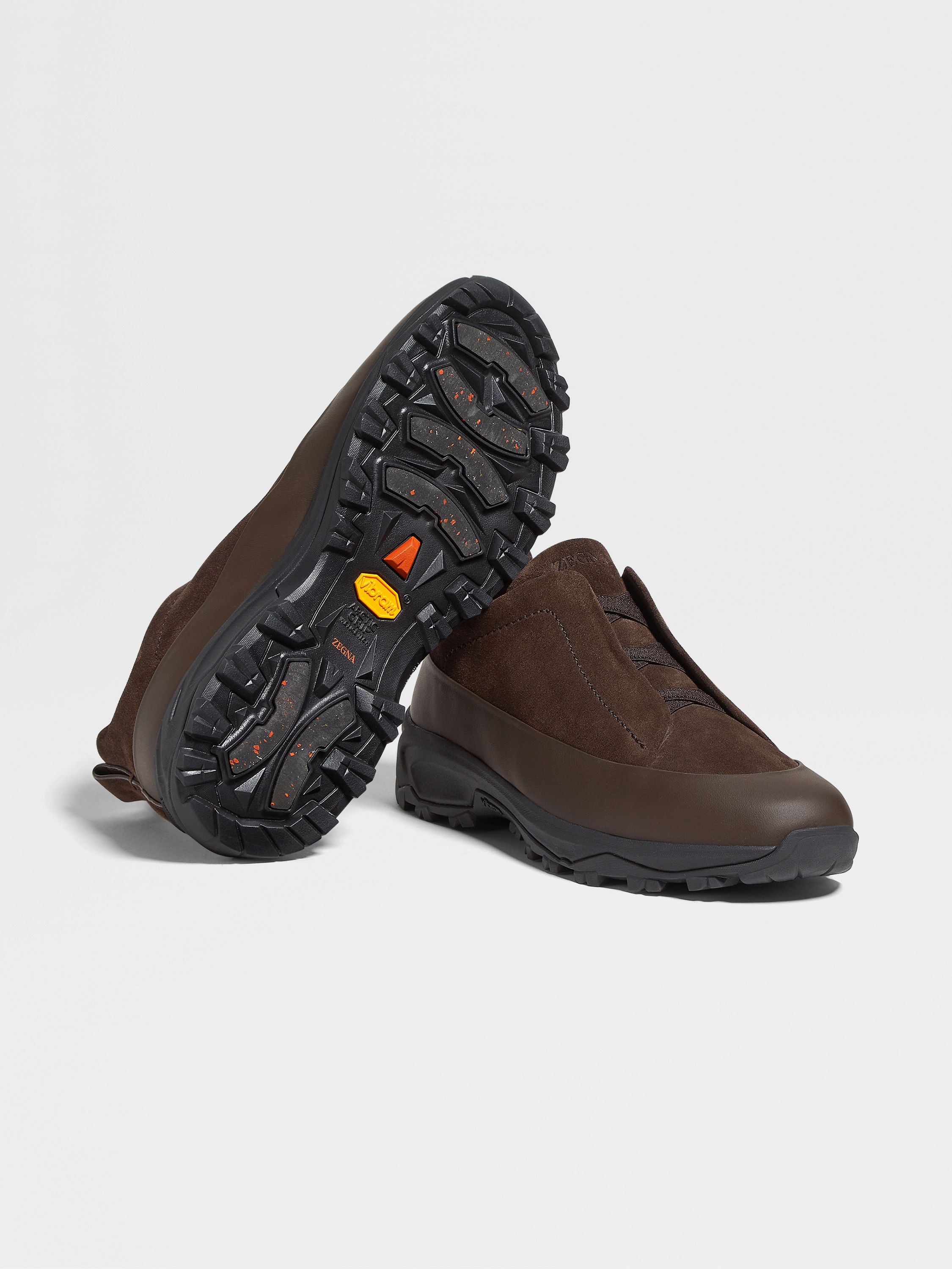 深棕色皮革配绒面革 Triple Stitch™ Monte 奢华休闲鞋 产品细节图 #5