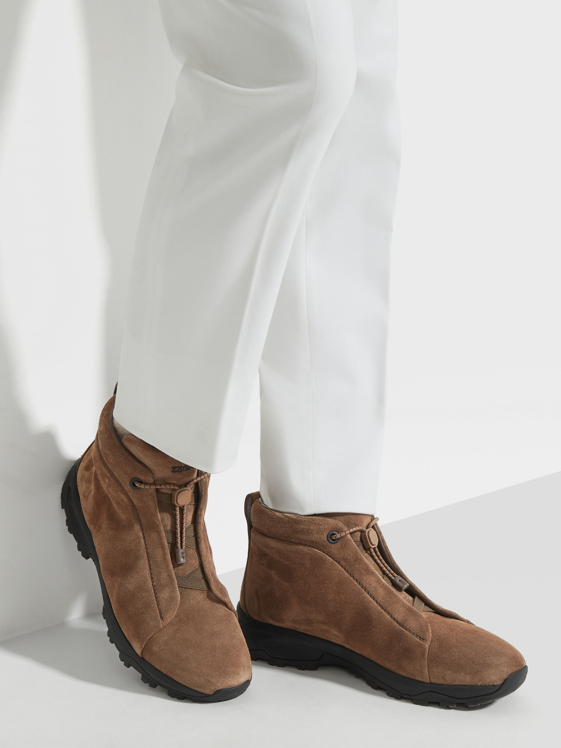 Brown Suede Triple Stitch™ Vetta Sneakers Product detail photo #1