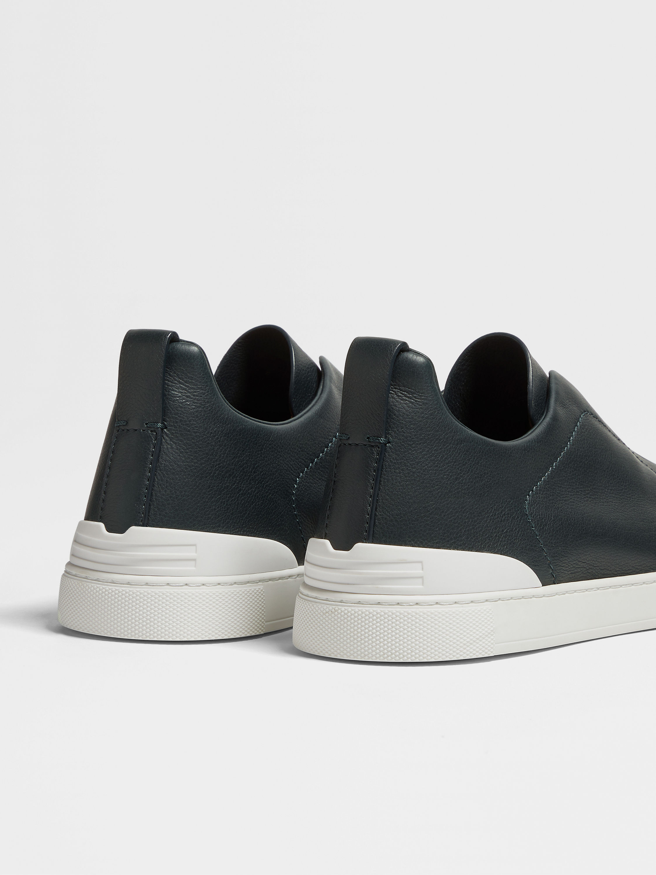 Dark Green Triple Stitch™ SECONDSKIN Sneakers Product detail photo #2