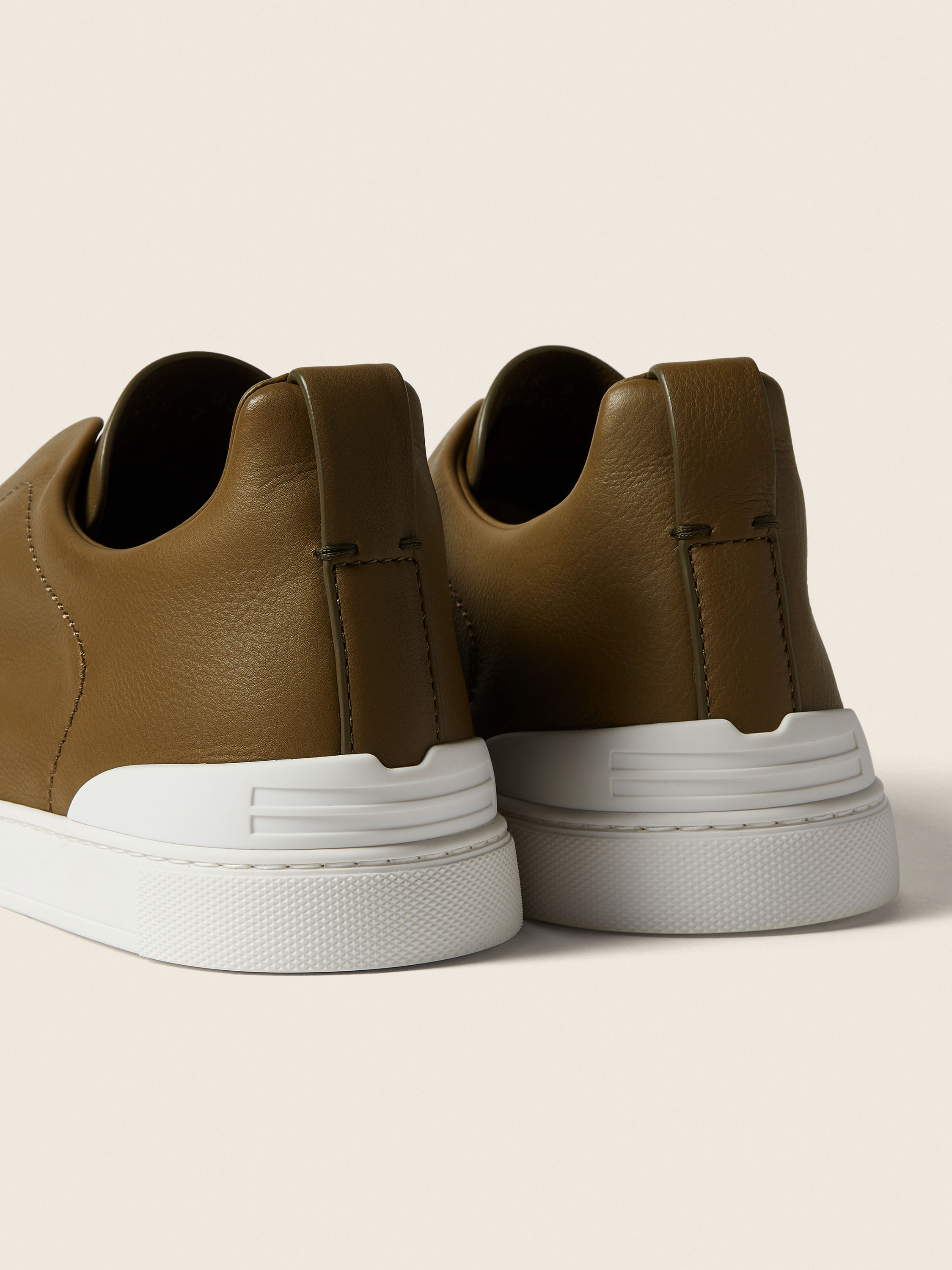 橄榄绿 Triple Stitch™ SECONDSKIN 奢华休闲鞋 产品细节图 #1