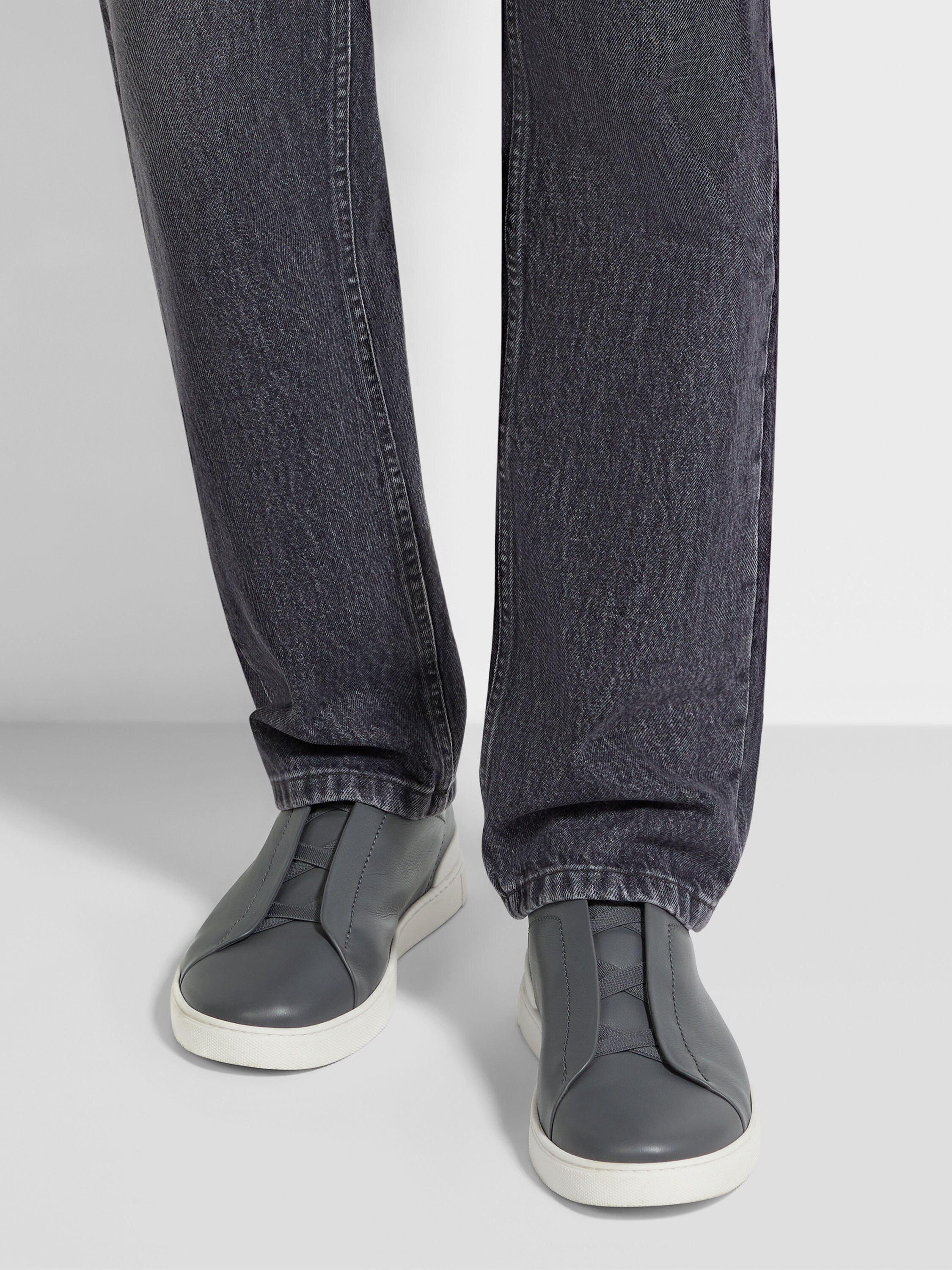 Dark Grey Triple Stitch™ SECONDSKIN Sneakers Product detail photo #1