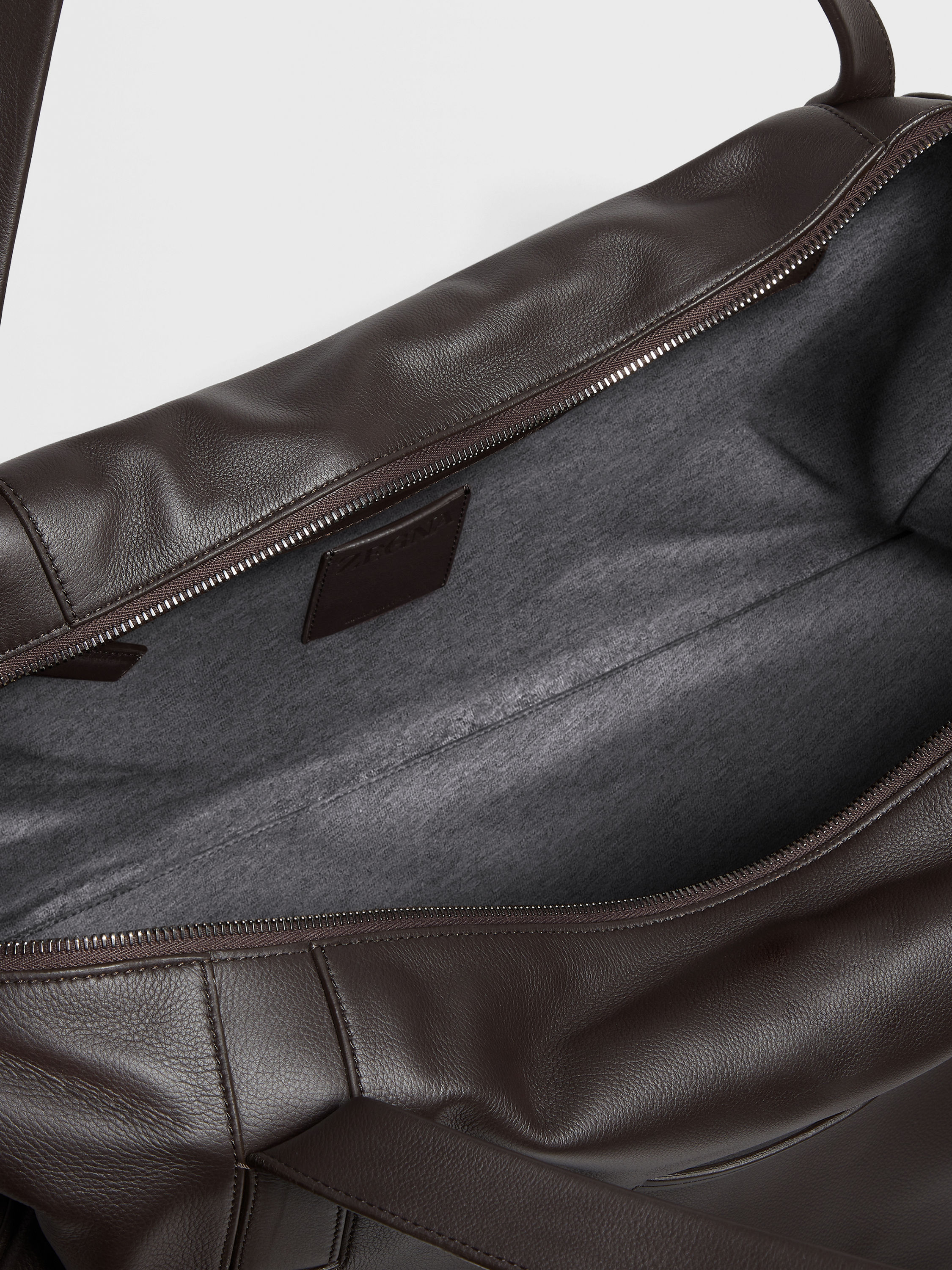 Dark Brown SECONDSKIN Weekender Product detail photo #3