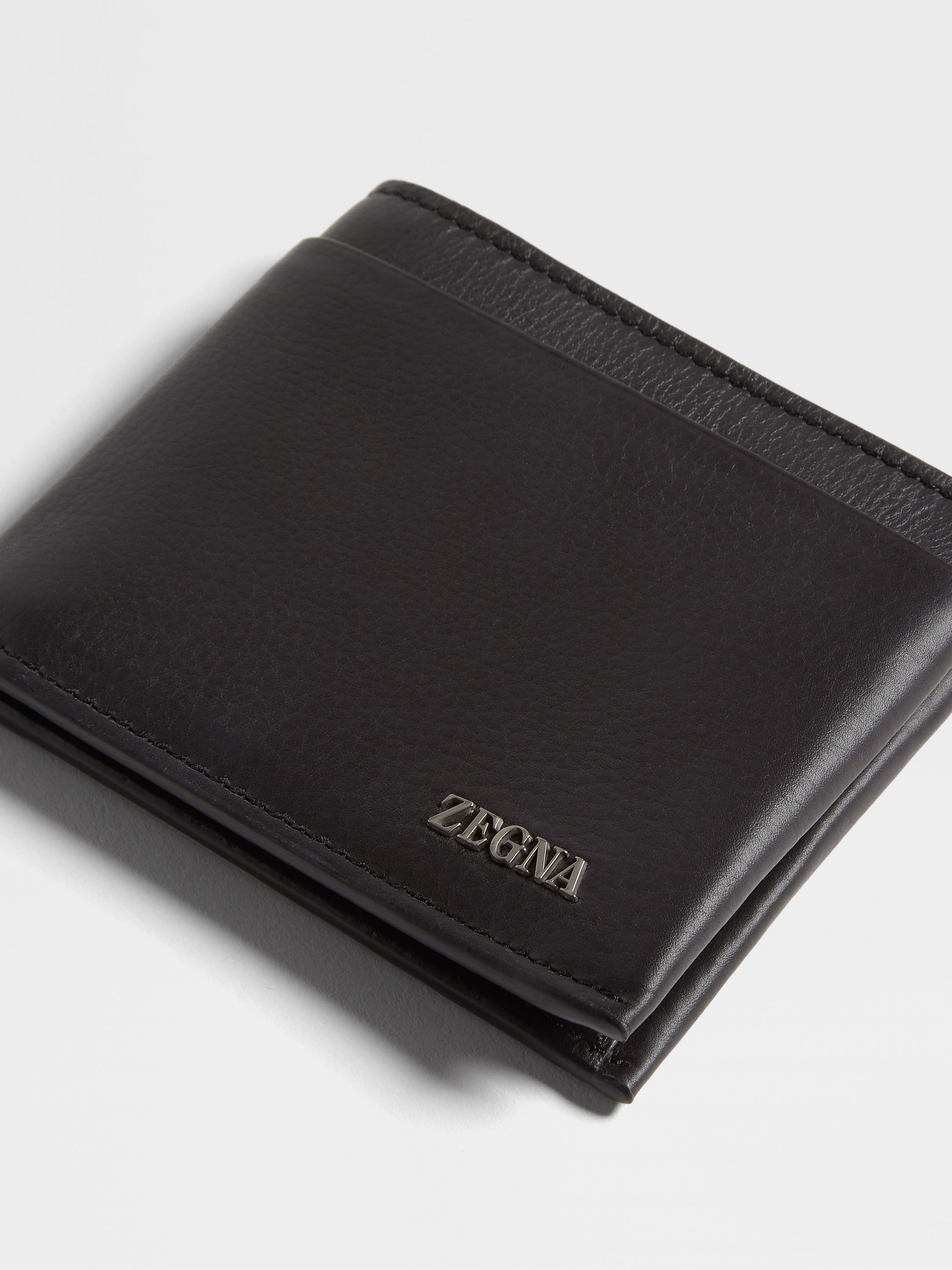Dark Brown SECONDSKIN Billfold Wallet Product detail photo #4
