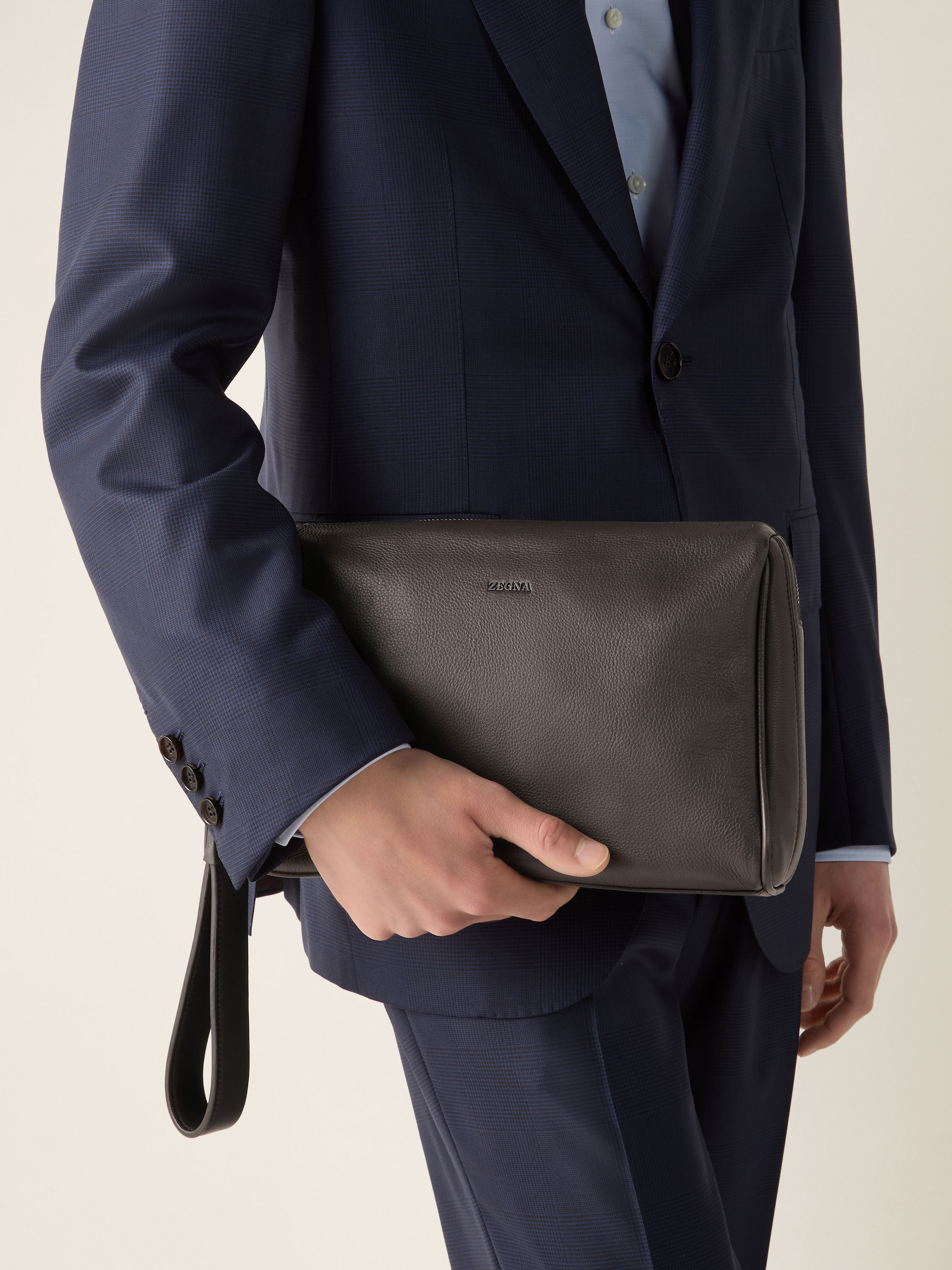 Dark Brown SECONDSKIN Pouch Product detail photo #3