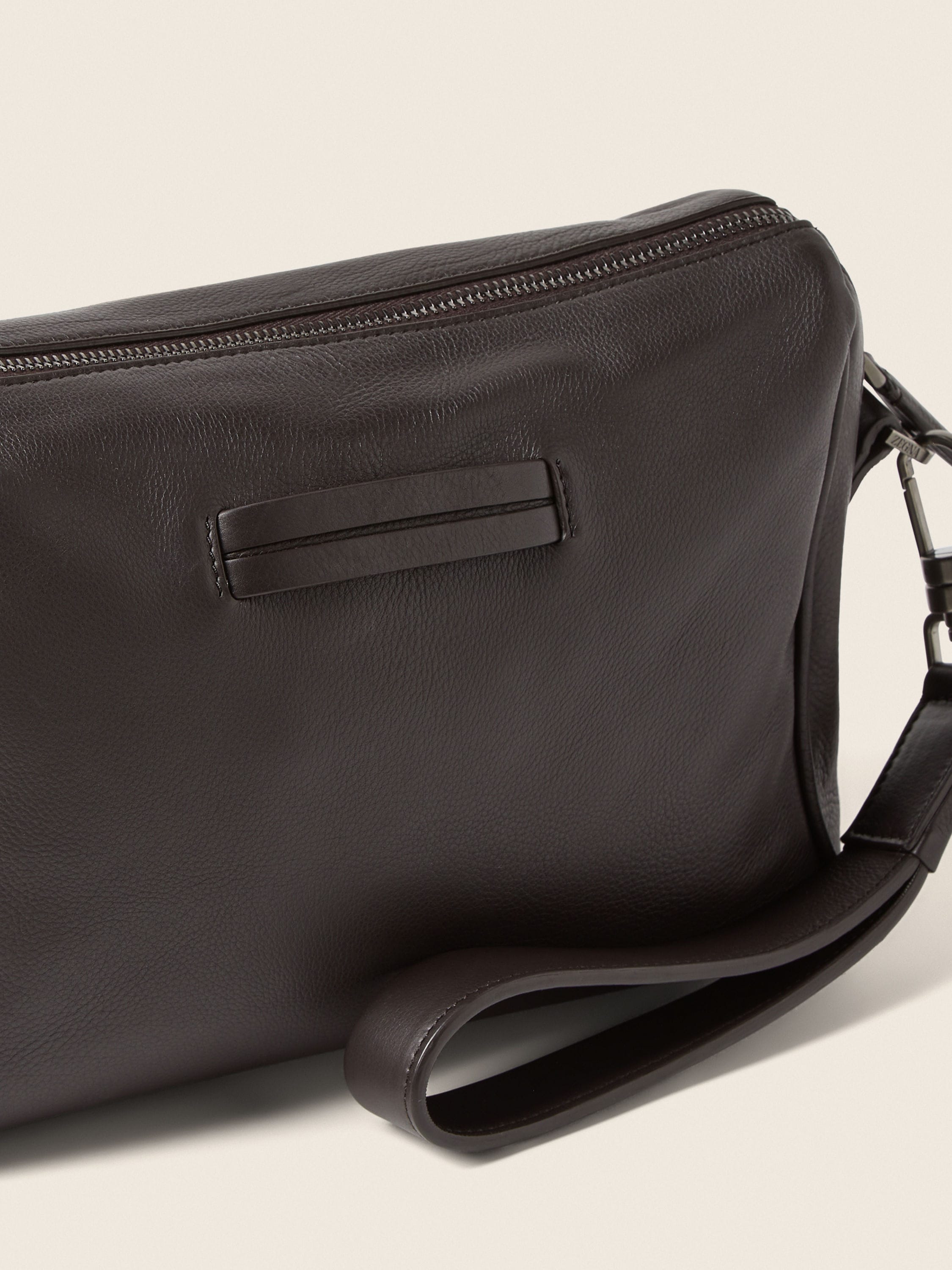 Dark Brown SECONDSKIN Pouch Product detail photo #4