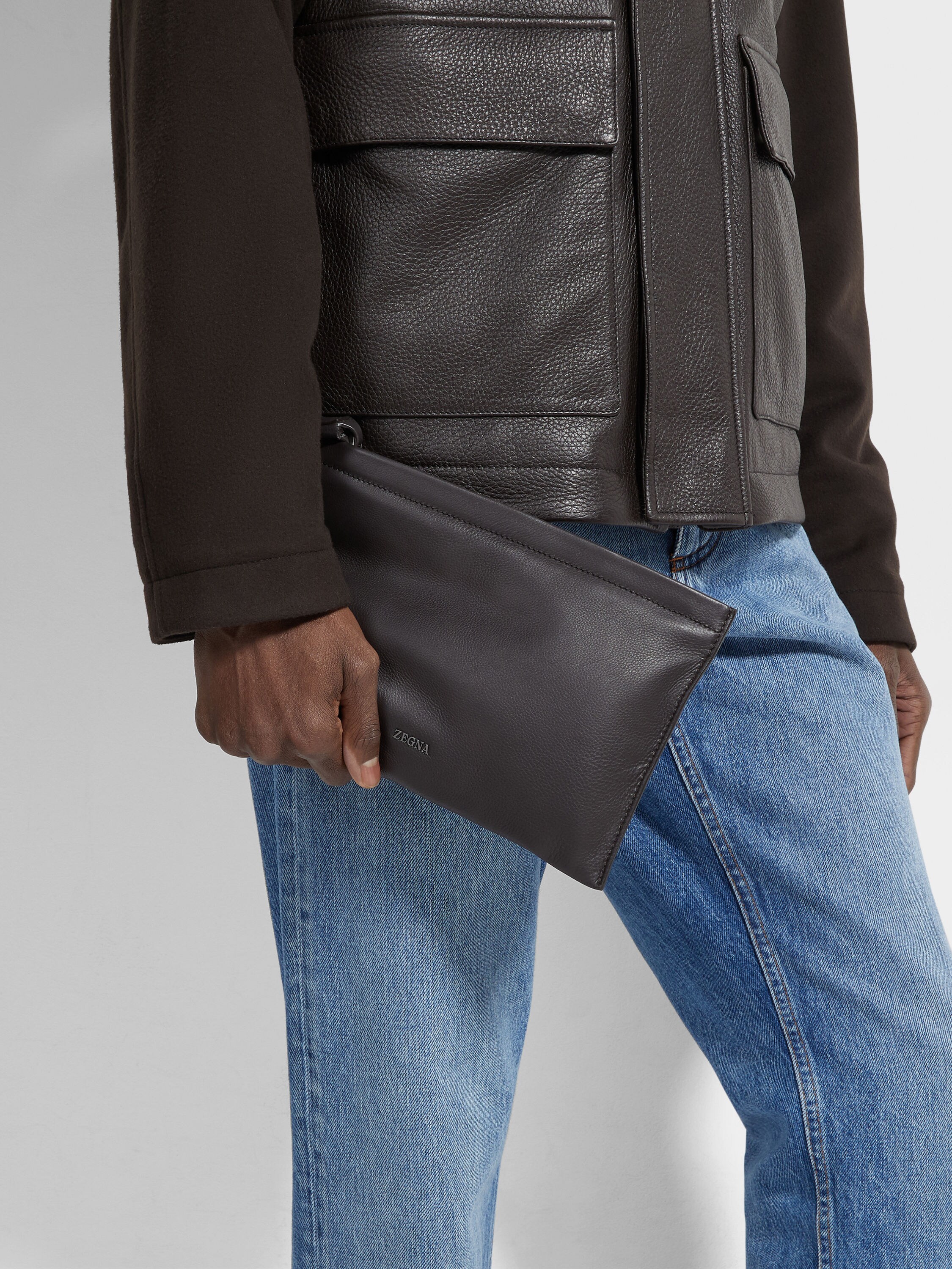 深棕色 SECONDSKIN 手拿包 产品细节图 #3