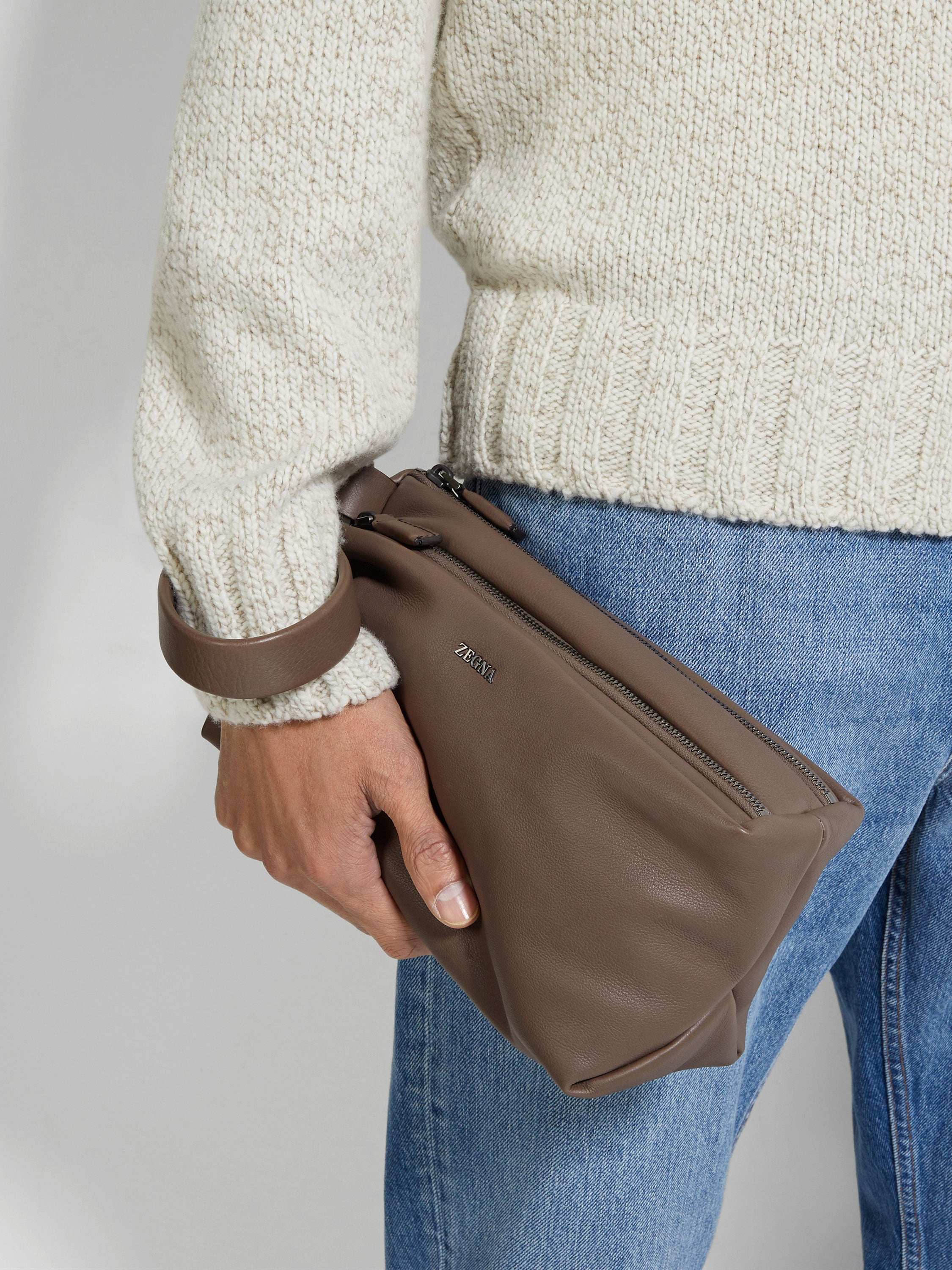 Brown SECONDSKIN Pouch Product detail photo #3