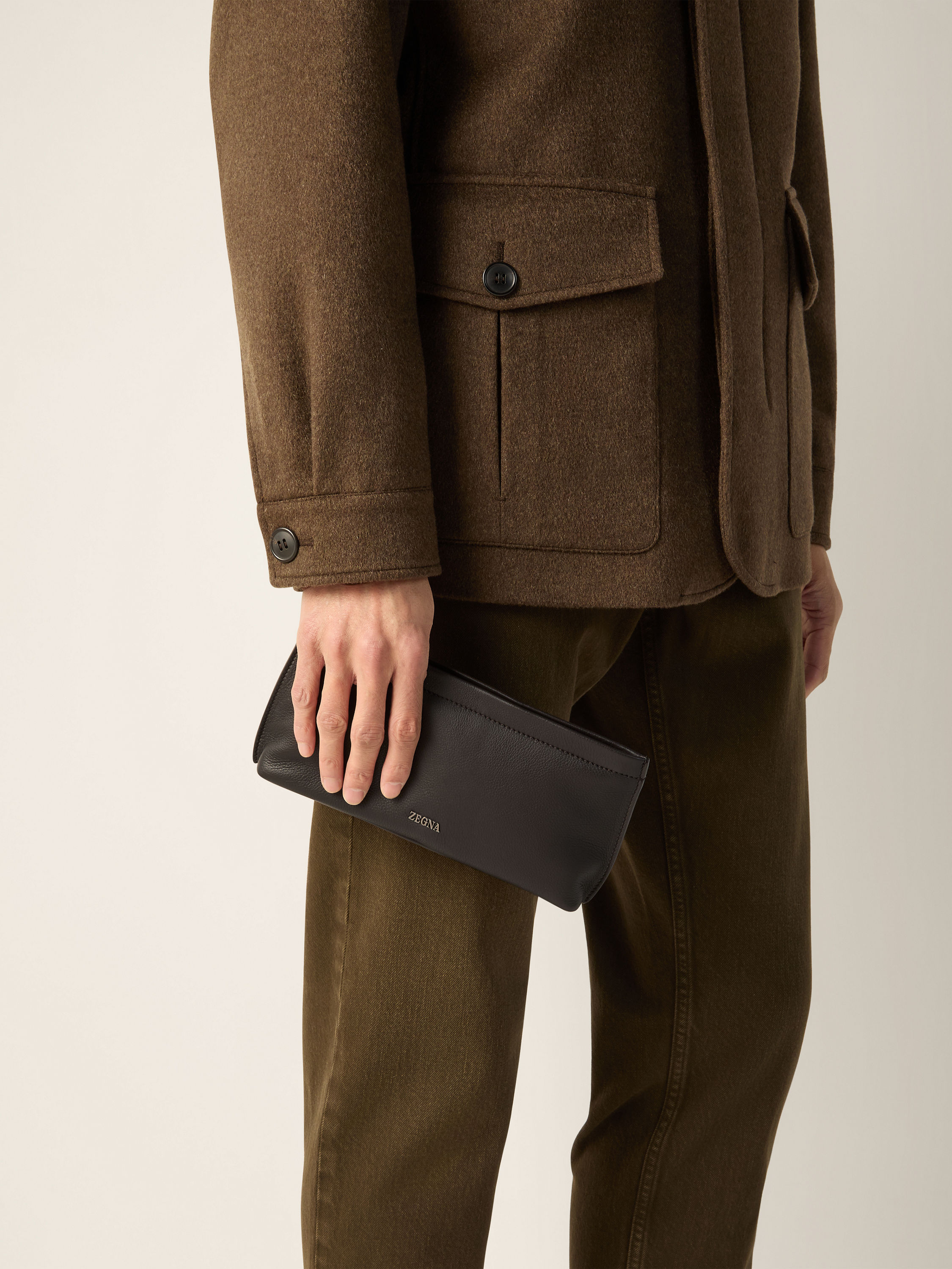 Dark Brown SECONDSKIN Pouch Product detail photo #3