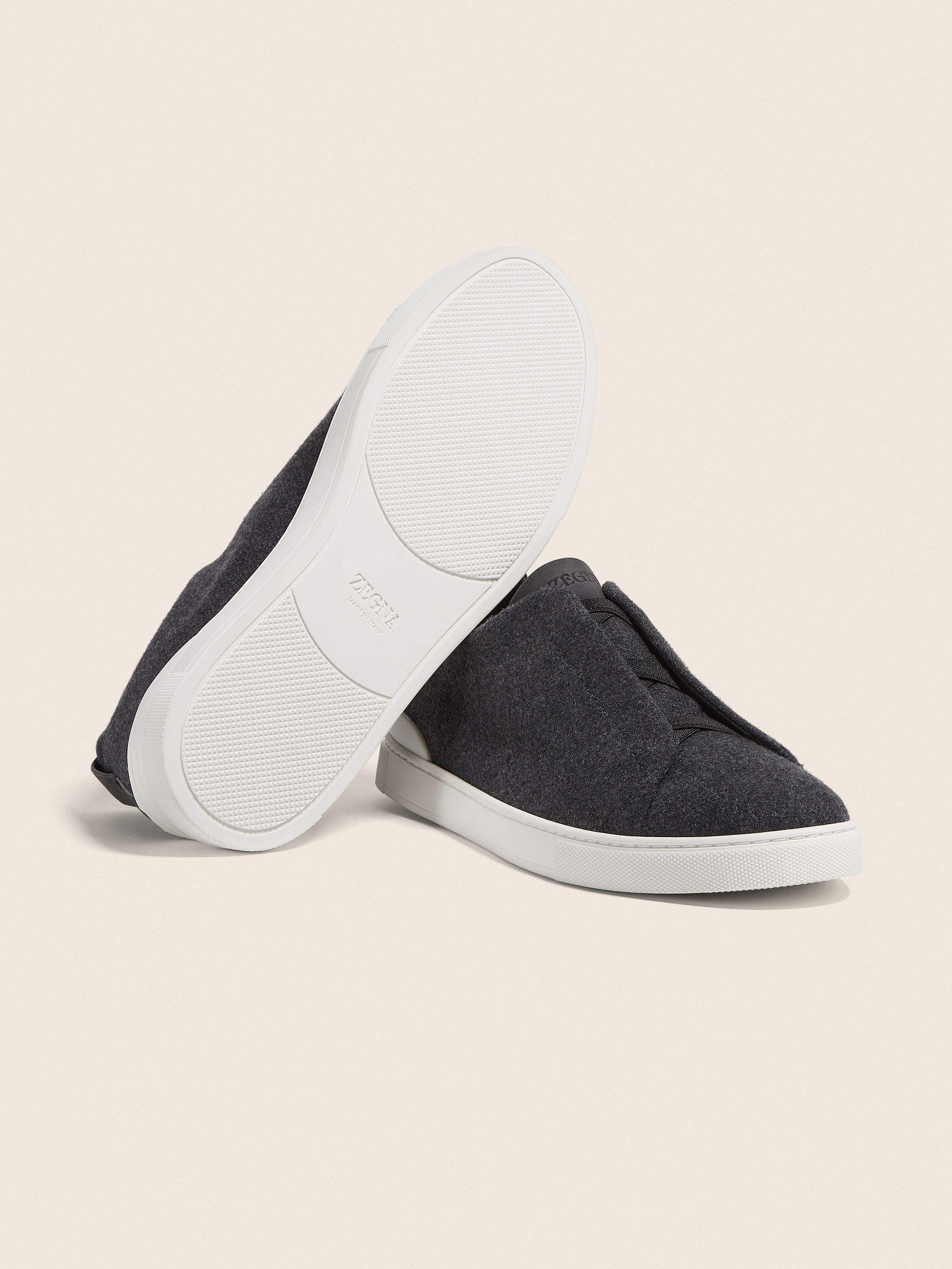 Light Black Triple Stitch™ Oasi Cashmere Sneakers Product detail photo #4