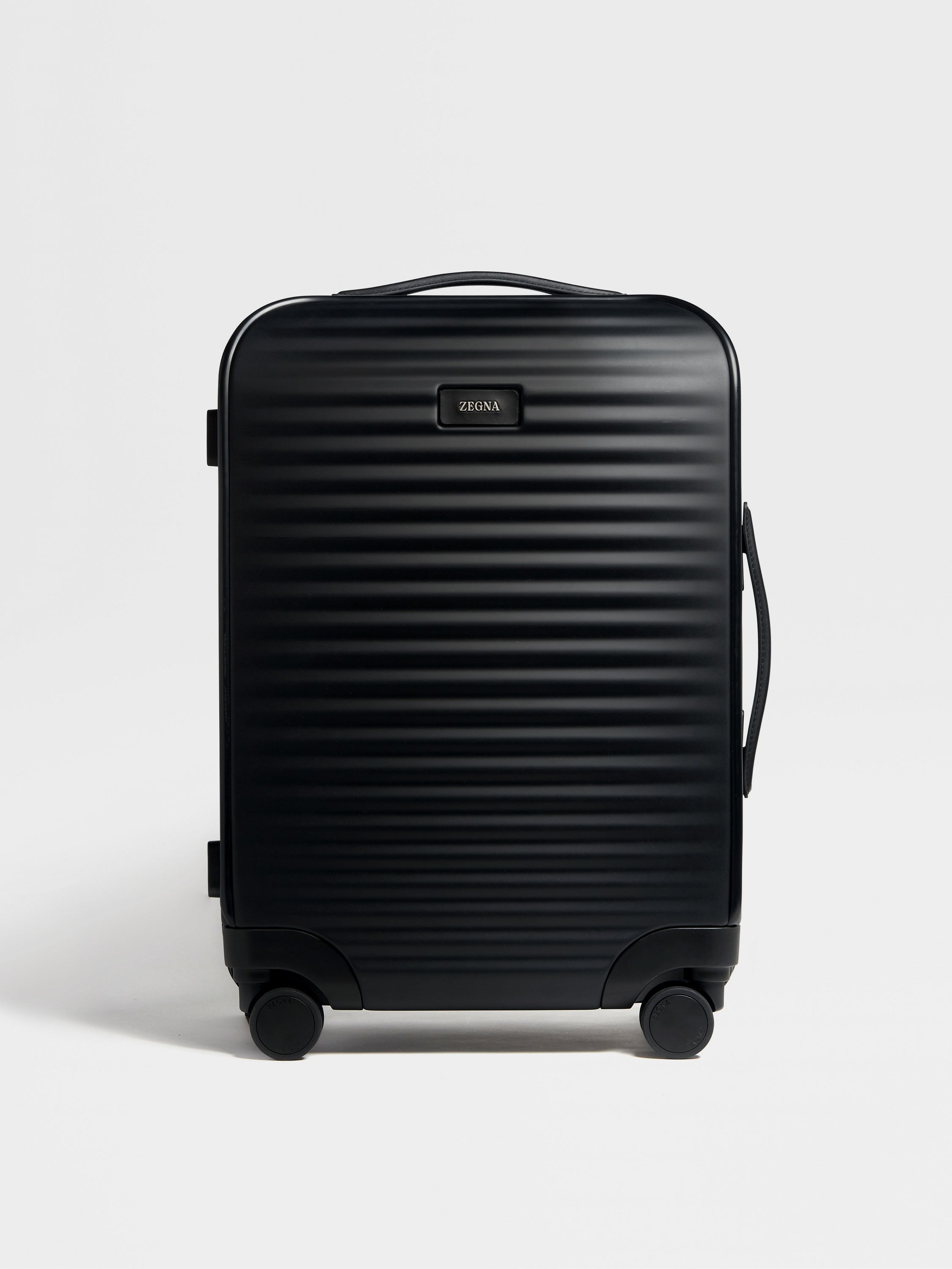 黑色聚碳酸酯行李箱