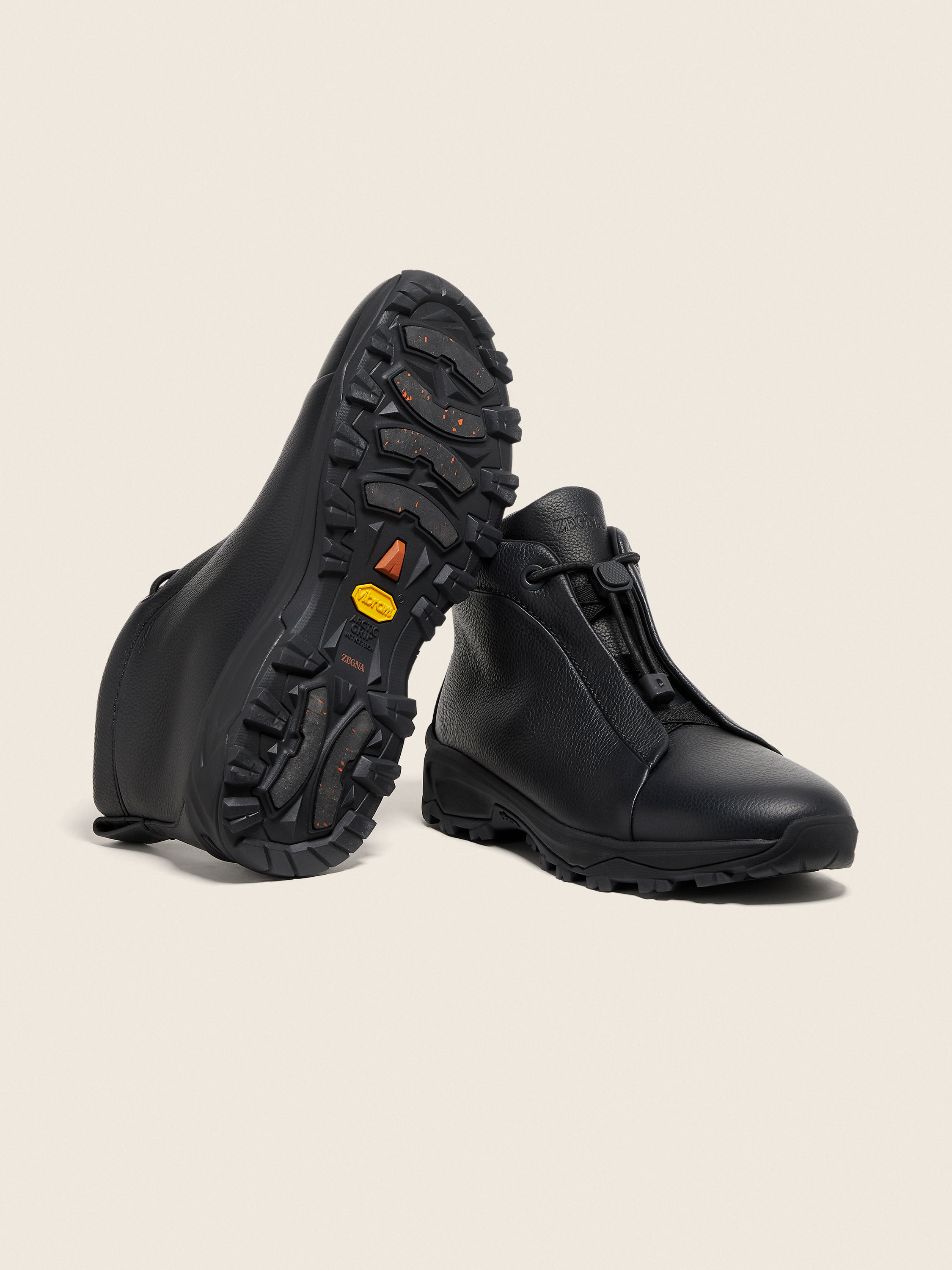 Black Leather Triple Stitch™ Vetta Sneakers Product detail photo #5