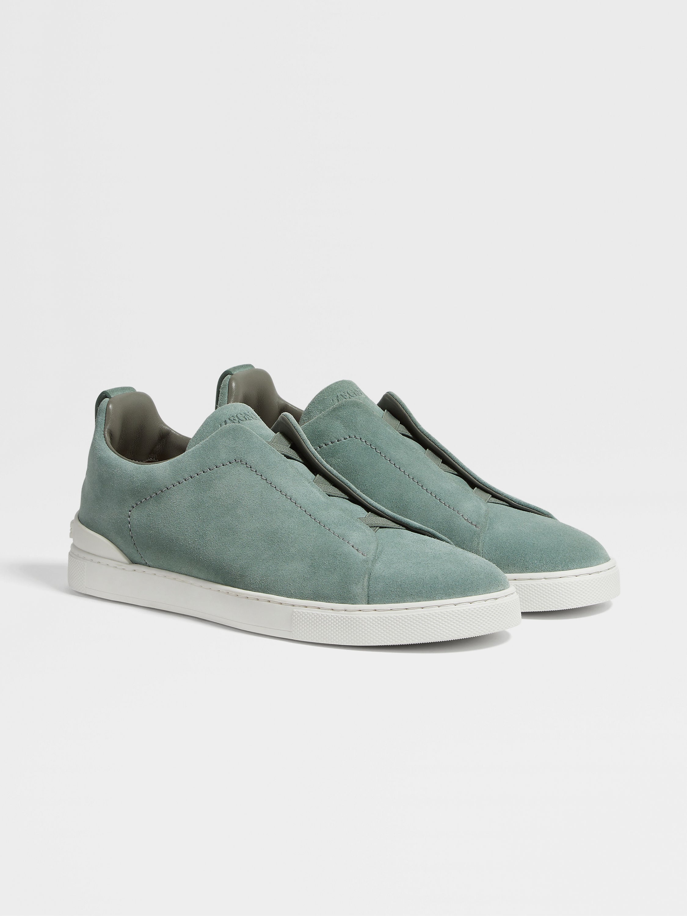 灰绿色麂皮 Triple Stitch™ 奢华休闲鞋