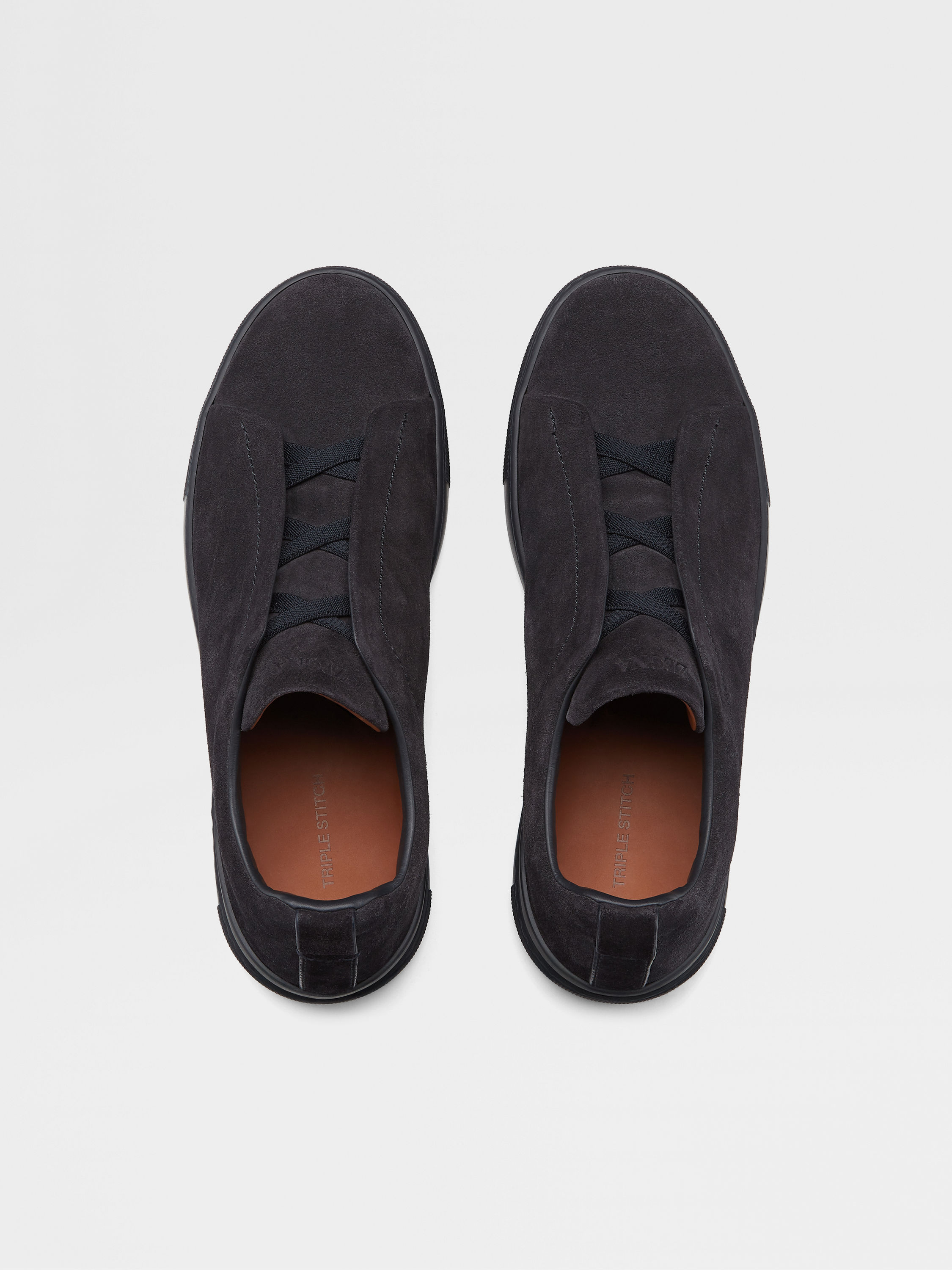 海军蓝绒面革 Triple Stitch™ 奢华休闲鞋 产品细节图 #2